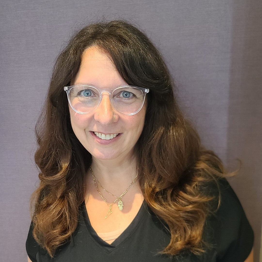 Dentist Photo | Dental Clinic Team Member | Local Dental Clinic | Dental Team Staff Member | Curity Dental Care | Dentist in East York | Dentist at Victoria and Eglinton | Donna Palter