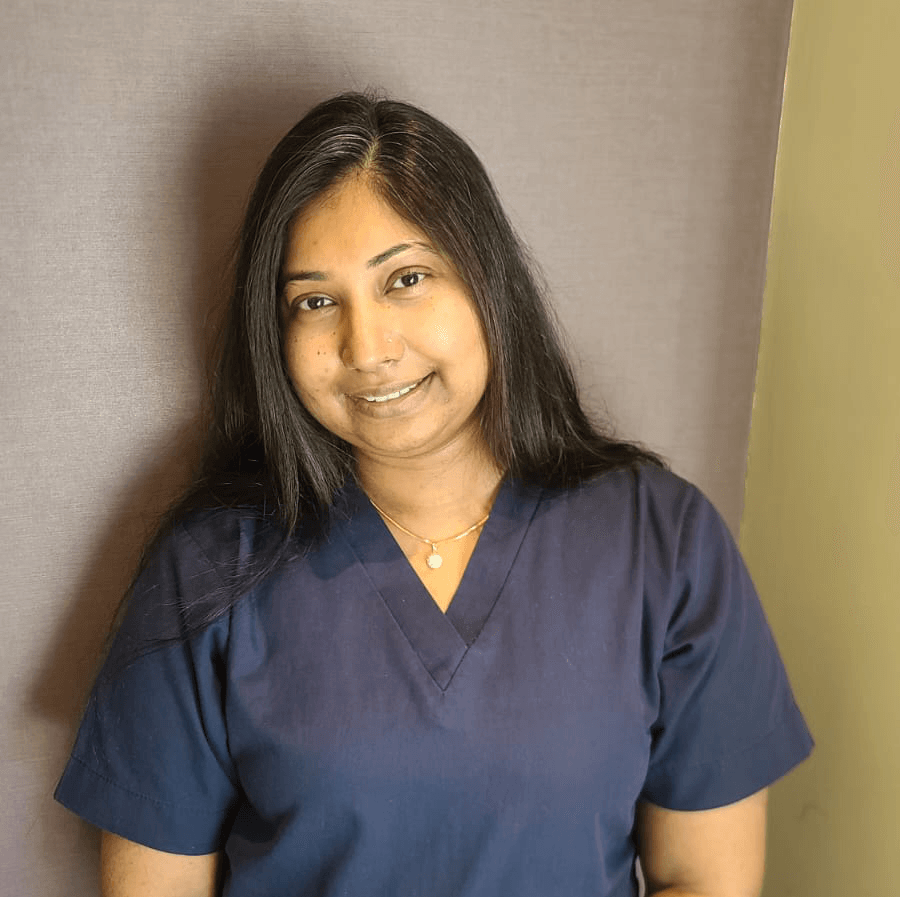 Dentist Photo | Dental Clinic Team Member | Local Dental Clinic | Dental Team Staff Member | Curity Dental Care | Dentist in East York | Dentist at Victoria and Eglinton | Israt Sumi