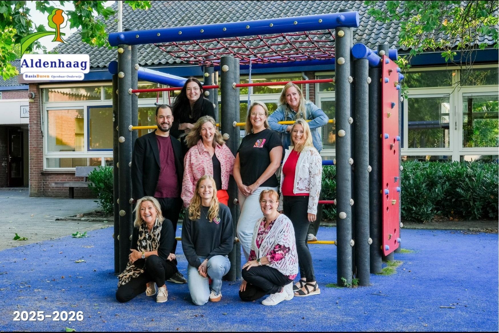 Leukste schoolfoto, Leuke schoolfoto, leukste schoolfotograaf, basisschool, schoolfoto, tiel, groepsfoto, teamfoto