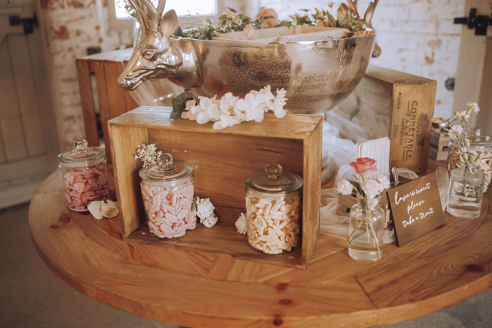 wedding sweet cart, rustic wedding candy cart
