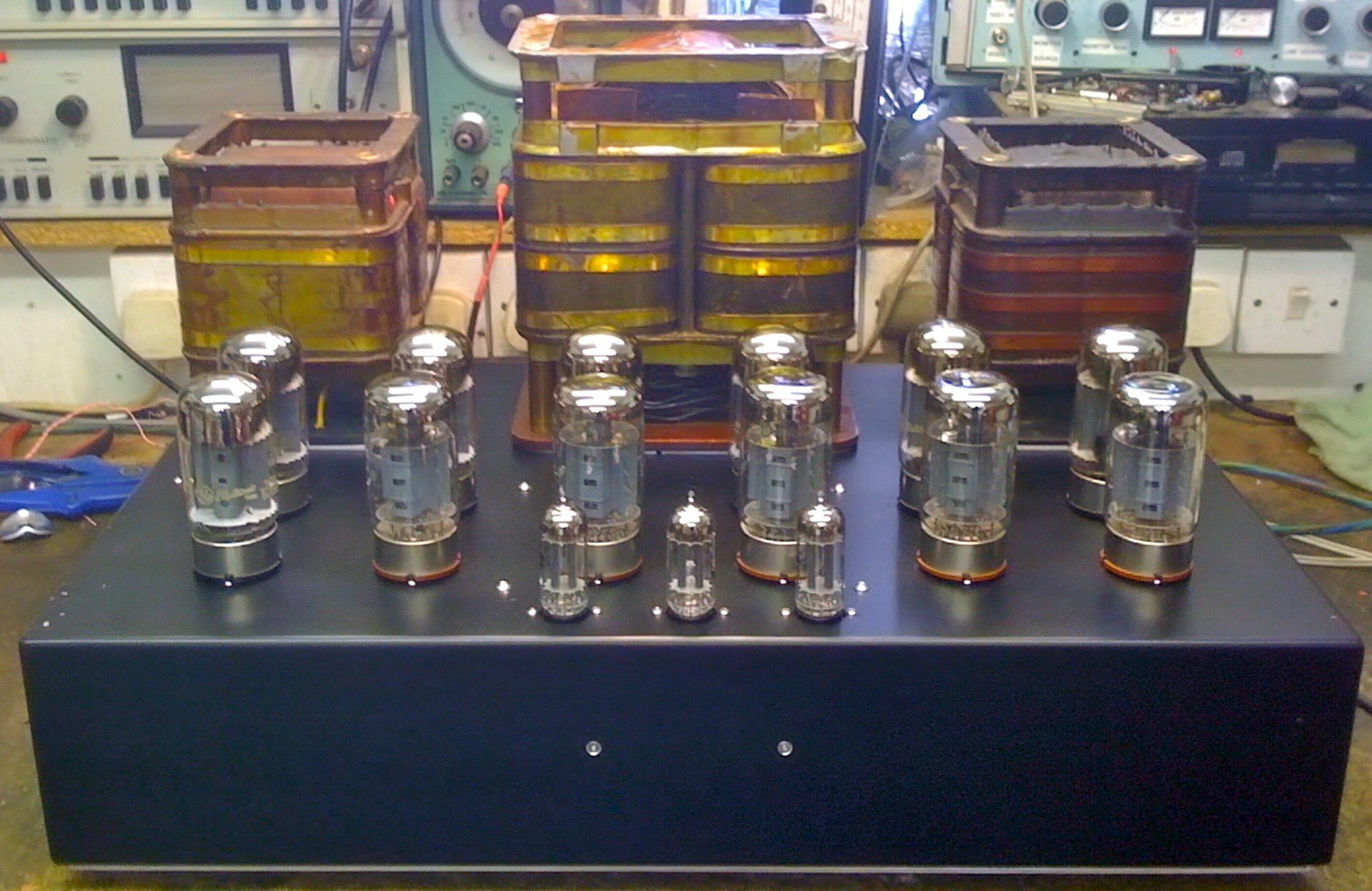 Hi power valve amplifier