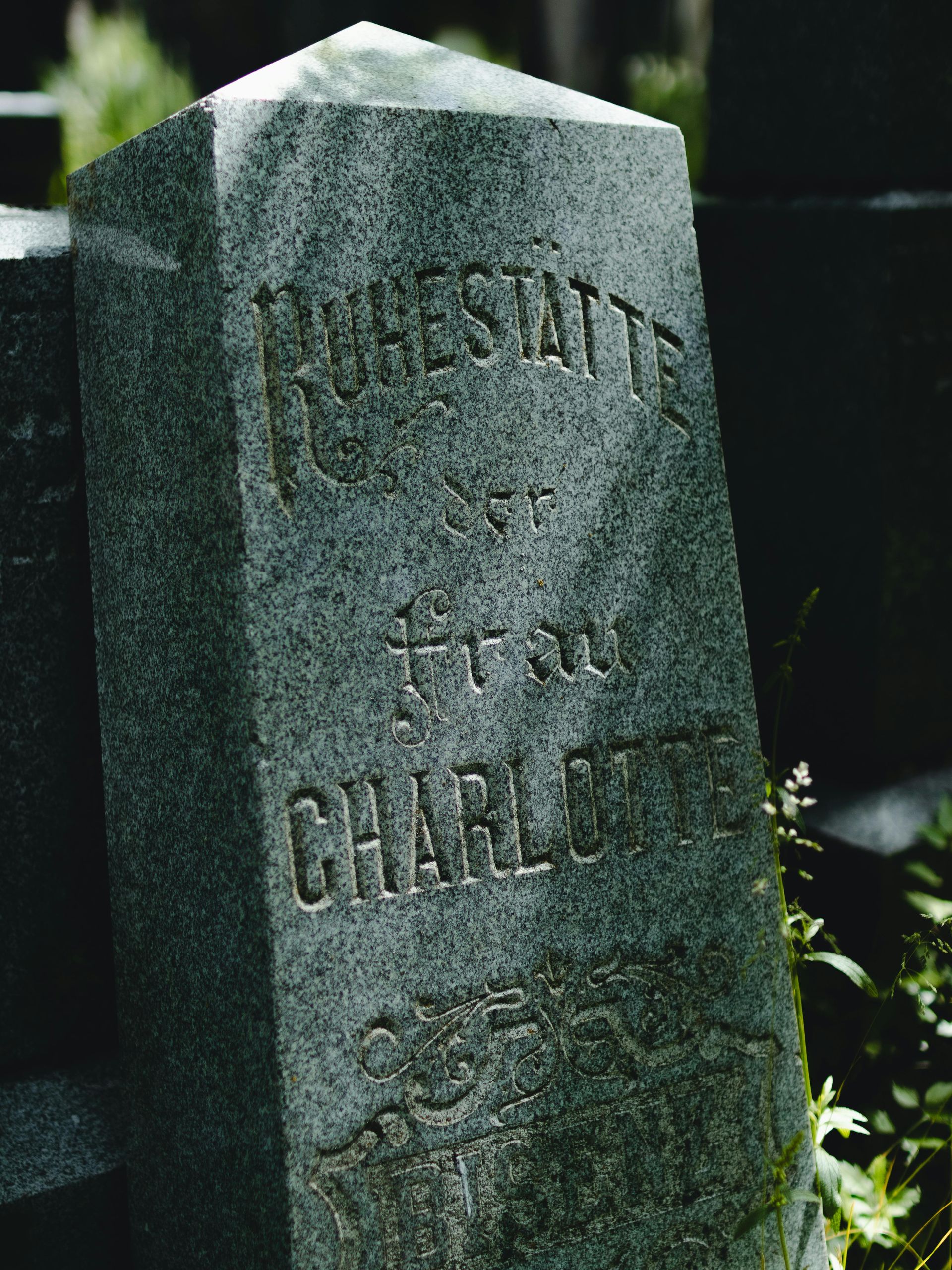 Design Your Own Headstone