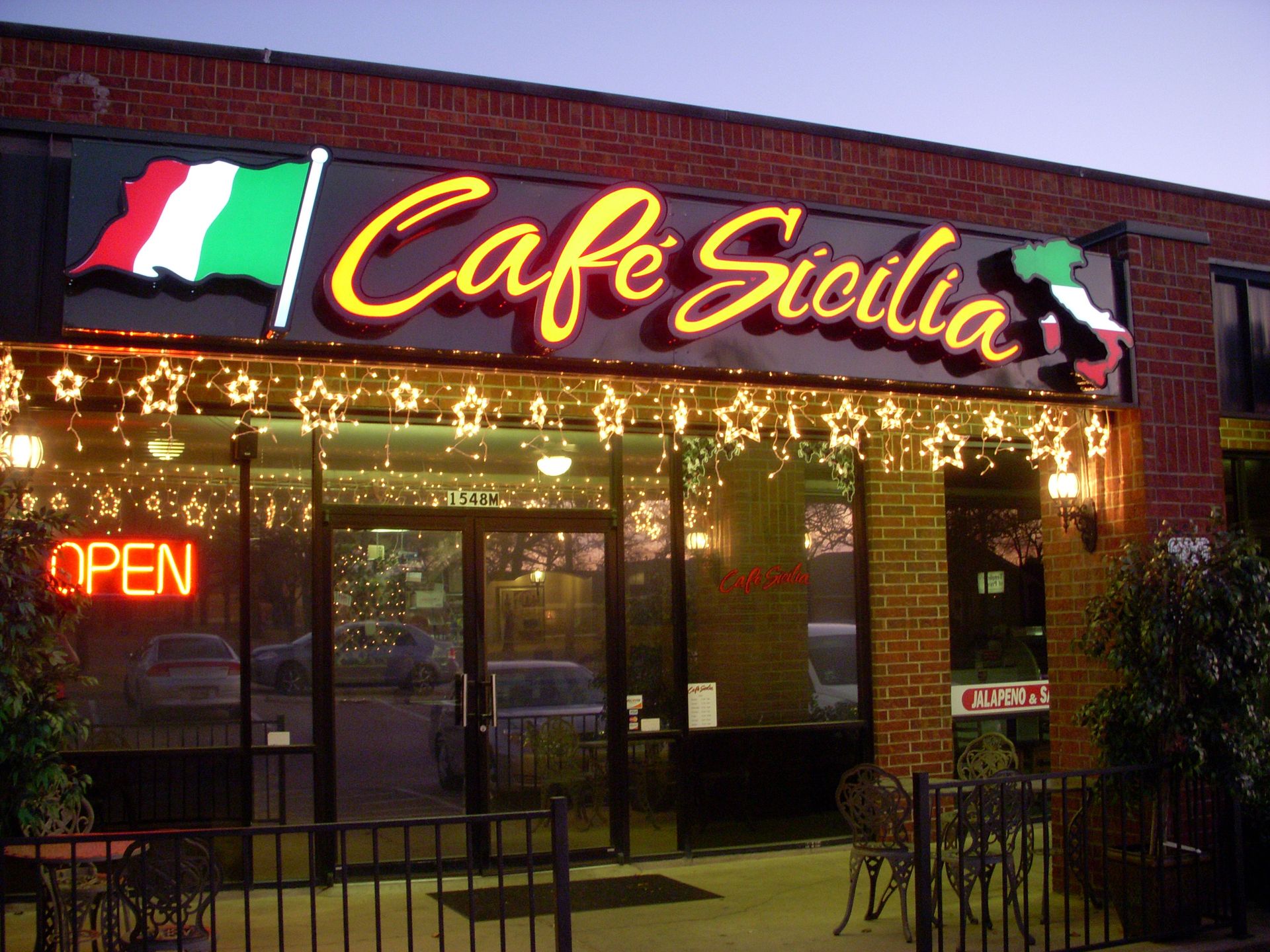 Cafe Sicilia Bedford Exterior