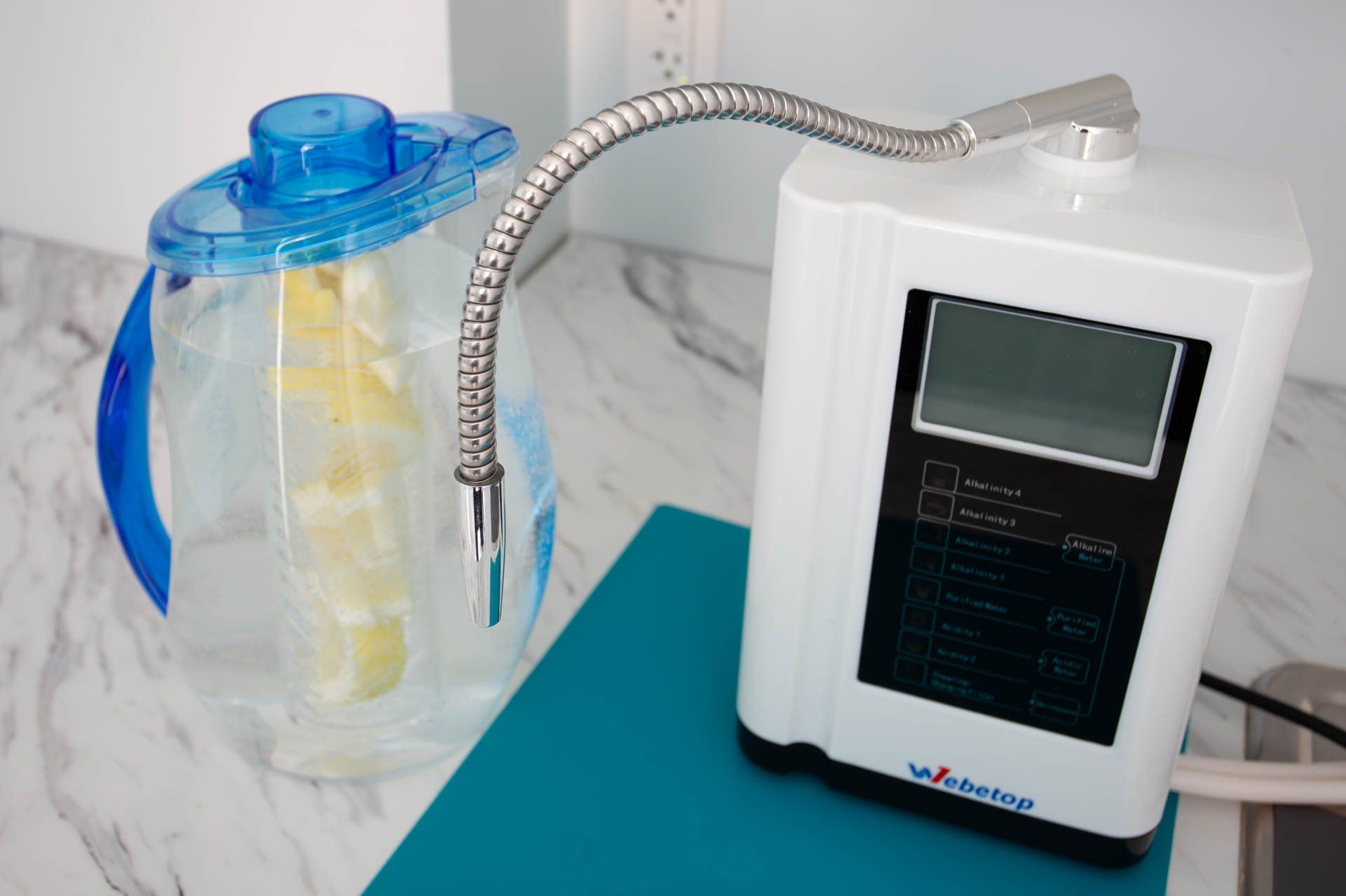 Refreshing Alkaline Water at Health Energies Vaughan Wellness Centre