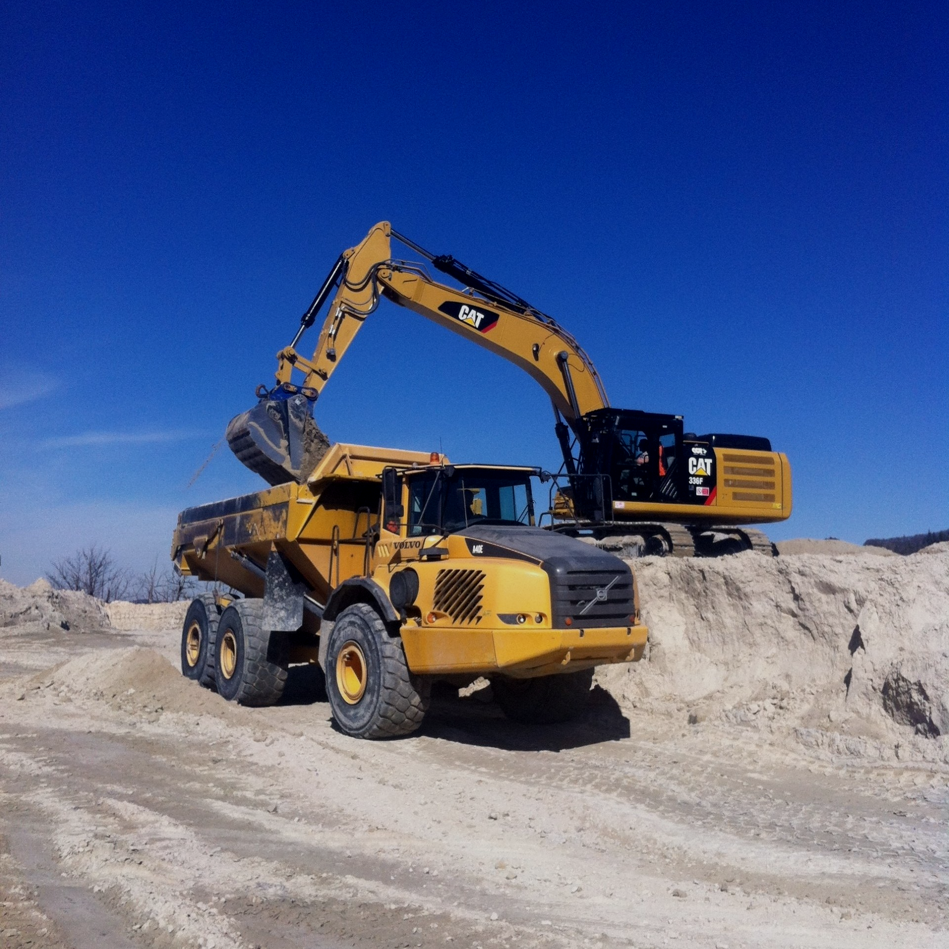 Fase di carico sabbia