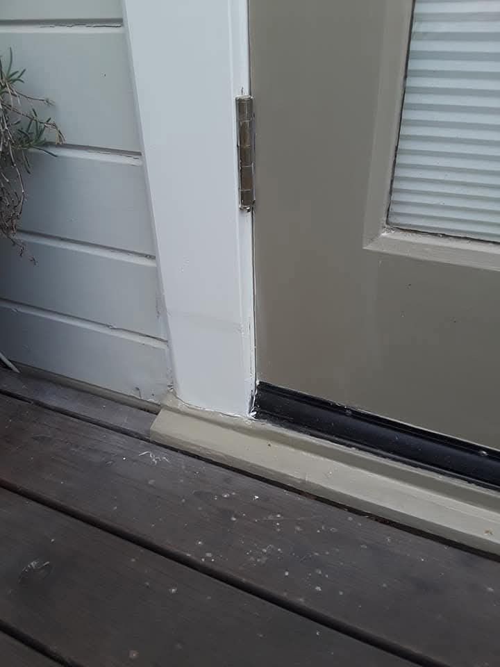 A Good Handyman, Vallejo CA, Benicia CA, Martinez CA, Pacheco CA, Concord CA, Clayton CA, Pleasant Hill CA, Lafayette CA, Orinda CA, Alamo CA, Danville CA, Blackhawk CA, Pinole CA, El Sobrante CA, El Cerrito CA, Fairfield CA, Vacaville CA, American Canyon CA, Walnut Creek CA, Hercules CA, Handyman, Handyman Near me, Vallejo Handyman, Benicia Handyman, Martinez Handyman, Pacheco Handyman, Concord Handyman, Clayton Handyman, Pleasant Hill Handyman, Lafayette Handyman, Orinda Handyman, Alamo Handyman, Danville Handyman, Blackhawk Handyman, Pinole Handyman, El Sobrante Handyman, El Cerrito Handyman, Fairfield Handyman, Vacaville Handyman, American Canyon Handyman, Walnut Creek Handyman, Hercules Handyman, Painter Near Me, Painting, Interior Painting, Paint Baseboards, Paint Trim, Wall Repairs, Wall Patching, Deck Painting, Bathroom Upgrades, Light Plumbing, Plumbing Leak Repair, Replace Bathroom Faucet, Upgrade Bathroom Faucet, Leaky Faucet, Replace Toilets, Replace Toilet, Leaky Toilet, Install New Vanities, Install Grab Bar, Install Safety Bar in Bathtub, Re-Caulk Tub, Re-Caulk Shower, Regrout Tile, Bathroom Fan Installation, Vanity Faucet Installation, Vanity Faucet Replacement, Bathroom Fans, Kitchen Upgrade, Install Garbage Disposal, Replace Garbage Disposal, Repair Leaks Under Sink, Replace Kitchen Faucet, Upgrade Kitchen Faucet, Installing Plumbing Fixtures, Replacing Plumbing Fixture, Light Switch Installation, Outlet Installation, Install Light Dimmers, Handyman Electrical Repairs, Garbage Disposal Installation, Install new Kitchen Appliances, Dishwasher Installation, Stove Installation, Microwave Installation, Oven Installation, Install Light Fixtures, Ceiling Fan Installation, Light Switch Installation, Outlet Installation, Exterior House Upgrades, Decks Repairs, Deck Maintenance, Deck Re-Staining, Fence Repairs, Fence Re-Staining, Sidewalk Crack Repair, Driveway Crack Repair, Locking Mailbox Installation, janitorial services, cleaning services, housekeeping, maid services, commercial cleaning, office cleaning, junk hauling near me, junk removal near me, commercial junk hauling, commercial box hauling, graffiti cleanup, graffiti mirror removal, graffiti mirror replacement