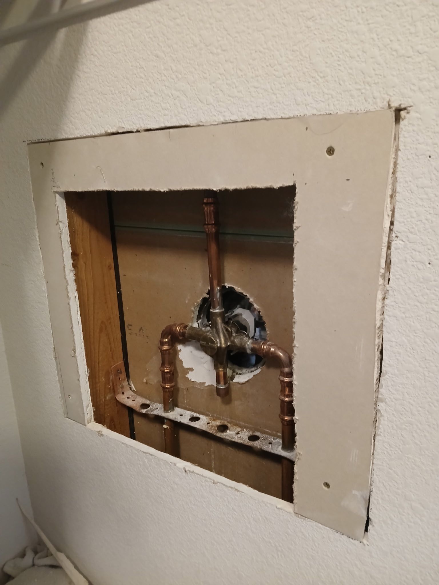 A Good Handyman, Vallejo CA, Benicia CA, Martinez CA, Pacheco CA, Concord CA, Clayton CA, Pleasant Hill CA, Lafayette CA, Orinda CA, Alamo CA, Danville CA, Blackhawk CA, Pinole CA, El Sobrante CA, El Cerrito CA, Fairfield CA, Vacaville CA, American Canyon CA, Walnut Creek CA, Hercules CA, Handyman, Handyman Near me, Vallejo Handyman, Benicia Handyman, Martinez Handyman, Pacheco Handyman, Concord Handyman, Clayton Handyman, Pleasant Hill Handyman, Lafayette Handyman, Orinda Handyman, Alamo Handyman, Danville Handyman, Blackhawk Handyman, Pinole Handyman, El Sobrante Handyman, El Cerrito Handyman, Fairfield Handyman, Vacaville Handyman, American Canyon Handyman, Walnut Creek Handyman, Hercules Handyman, Painter Near Me, Painting, Interior Painting, Paint Baseboards, Paint Trim, Wall Repairs, Wall Patching, Deck Painting, Bathroom Upgrades, Light Plumbing, Plumbing Leak Repair, Replace Bathroom Faucet, Upgrade Bathroom Faucet, Leaky Faucet, Replace Toilets, Replace Toilet, Leaky Toilet, Install New Vanities, Install Grab Bar, Install Safety Bar in Bathtub, Re-Caulk Tub, Re-Caulk Shower, Regrout Tile, Bathroom Fan Installation, Vanity Faucet Installation, Vanity Faucet Replacement, Bathroom Fans, Kitchen Upgrade, Install Garbage Disposal, Replace Garbage Disposal, Repair Leaks Under Sink, Replace Kitchen Faucet, Upgrade Kitchen Faucet, Installing Plumbing Fixtures, Replacing Plumbing Fixture, Light Switch Installation, Outlet Installation, Install Light Dimmers, Handyman Electrical Repairs, Garbage Disposal Installation, Install new Kitchen Appliances, Dishwasher Installation, Stove Installation, Microwave Installation, Oven Installation, Install Light Fixtures, Ceiling Fan Installation, Light Switch Installation, Outlet Installation, Exterior House Upgrades, Decks Repairs, Deck Maintenance, Deck Re-Staining, Fence Repairs, Fence Re-Staining, Sidewalk Crack Repair, Driveway Crack Repair, Locking Mailbox Installation, janitorial services, cleaning services, housekeeping, maid services, commercial cleaning, office cleaning, junk hauling near me, junk removal near me, commercial junk hauling, commercial box hauling, graffiti cleanup, graffiti mirror removal, graffiti mirror replacement