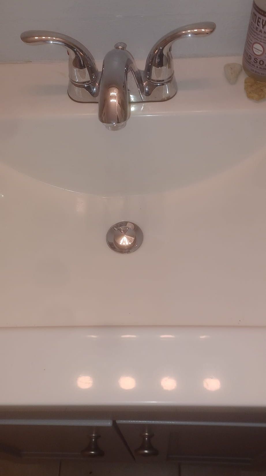 A Good Handyman, Vallejo CA, Benicia CA, Martinez CA, Pacheco CA, Concord CA, Clayton CA, Pleasant Hill CA, Lafayette CA, Orinda CA, Alamo CA, Danville CA, Blackhawk CA, Pinole CA, El Sobrante CA, El Cerrito CA, Fairfield CA, Vacaville CA, American Canyon CA, Walnut Creek CA, Hercules CA, Handyman, Handyman Near me, Vallejo Handyman, Benicia Handyman, Martinez Handyman, Pacheco Handyman, Concord Handyman, Clayton Handyman, Pleasant Hill Handyman, Lafayette Handyman, Orinda Handyman, Alamo Handyman, Danville Handyman, Blackhawk Handyman, Pinole Handyman, El Sobrante Handyman, El Cerrito Handyman, Fairfield Handyman, Vacaville Handyman, American Canyon Handyman, Walnut Creek Handyman, Hercules Handyman, Painter Near Me, Painting, Interior Painting, Paint Baseboards, Paint Trim, Wall Repairs, Wall Patching, Deck Painting, Bathroom Upgrades, Light Plumbing, Plumbing Leak Repair, Replace Bathroom Faucet, Upgrade Bathroom Faucet, Leaky Faucet, Replace Toilets, Replace Toilet, Leaky Toilet, Install New Vanities, Install Grab Bar, Install Safety Bar in Bathtub, Re-Caulk Tub, Re-Caulk Shower, Regrout Tile, Bathroom Fan Installation, Vanity Faucet Installation, Vanity Faucet Replacement, Bathroom Fans, Kitchen Upgrade, Install Garbage Disposal, Replace Garbage Disposal, Repair Leaks Under Sink, Replace Kitchen Faucet, Upgrade Kitchen Faucet, Installing Plumbing Fixtures, Replacing Plumbing Fixture, Light Switch Installation, Outlet Installation, Install Light Dimmers, Handyman Electrical Repairs, Garbage Disposal Installation, Install new Kitchen Appliances, Dishwasher Installation, Stove Installation, Microwave Installation, Oven Installation, Install Light Fixtures, Ceiling Fan Installation, Light Switch Installation, Outlet Installation, Exterior House Upgrades, Decks Repairs, Deck Maintenance, Deck Re-Staining, Fence Repairs, Fence Re-Staining, Sidewalk Crack Repair, Driveway Crack Repair, Locking Mailbox Installation, janitorial services, cleaning services, housekeeping, maid services, commercial cleaning, office cleaning