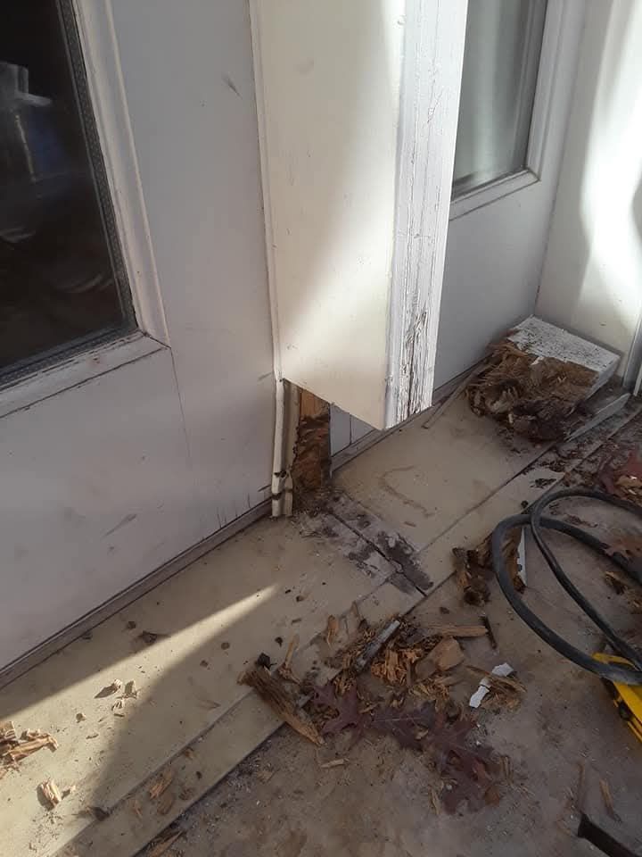 A Good Handyman, Vallejo CA, Benicia CA, Martinez CA, Pacheco CA, Concord CA, Clayton CA, Pleasant Hill CA, Lafayette CA, Orinda CA, Alamo CA, Danville CA, Blackhawk CA, Pinole CA, El Sobrante CA, El Cerrito CA, Fairfield CA, Vacaville CA, American Canyon CA, Walnut Creek CA, Hercules CA, Handyman, Handyman Near me, Vallejo Handyman, Benicia Handyman, Martinez Handyman, Pacheco Handyman, Concord Handyman, Clayton Handyman, Pleasant Hill Handyman, Lafayette Handyman, Orinda Handyman, Alamo Handyman, Danville Handyman, Blackhawk Handyman, Pinole Handyman, El Sobrante Handyman, El Cerrito Handyman, Fairfield Handyman, Vacaville Handyman, American Canyon Handyman, Walnut Creek Handyman, Hercules Handyman, Painter Near Me, Painting, Interior Painting, Paint Baseboards, Paint Trim, Wall Repairs, Wall Patching, Deck Painting, Bathroom Upgrades, Light Plumbing, Plumbing Leak Repair, Replace Bathroom Faucet, Upgrade Bathroom Faucet, Leaky Faucet, Replace Toilets, Replace Toilet, Leaky Toilet, Install New Vanities, Install Grab Bar, Install Safety Bar in Bathtub, Re-Caulk Tub, Re-Caulk Shower, Regrout Tile, Bathroom Fan Installation, Vanity Faucet Installation, Vanity Faucet Replacement, Bathroom Fans, Kitchen Upgrade, Install Garbage Disposal, Replace Garbage Disposal, Repair Leaks Under Sink, Replace Kitchen Faucet, Upgrade Kitchen Faucet, Installing Plumbing Fixtures, Replacing Plumbing Fixture, Light Switch Installation, Outlet Installation, Install Light Dimmers, Handyman Electrical Repairs, Garbage Disposal Installation, Install new Kitchen Appliances, Dishwasher Installation, Stove Installation, Microwave Installation, Oven Installation, Install Light Fixtures, Ceiling Fan Installation, Light Switch Installation, Outlet Installation, Exterior House Upgrades, Decks Repairs, Deck Maintenance, Deck Re-Staining, Fence Repairs, Fence Re-Staining, Sidewalk Crack Repair, Driveway Crack Repair, Locking Mailbox Installation, janitorial services, cleaning services, housekeeping, maid services, commercial cleaning, office cleaning