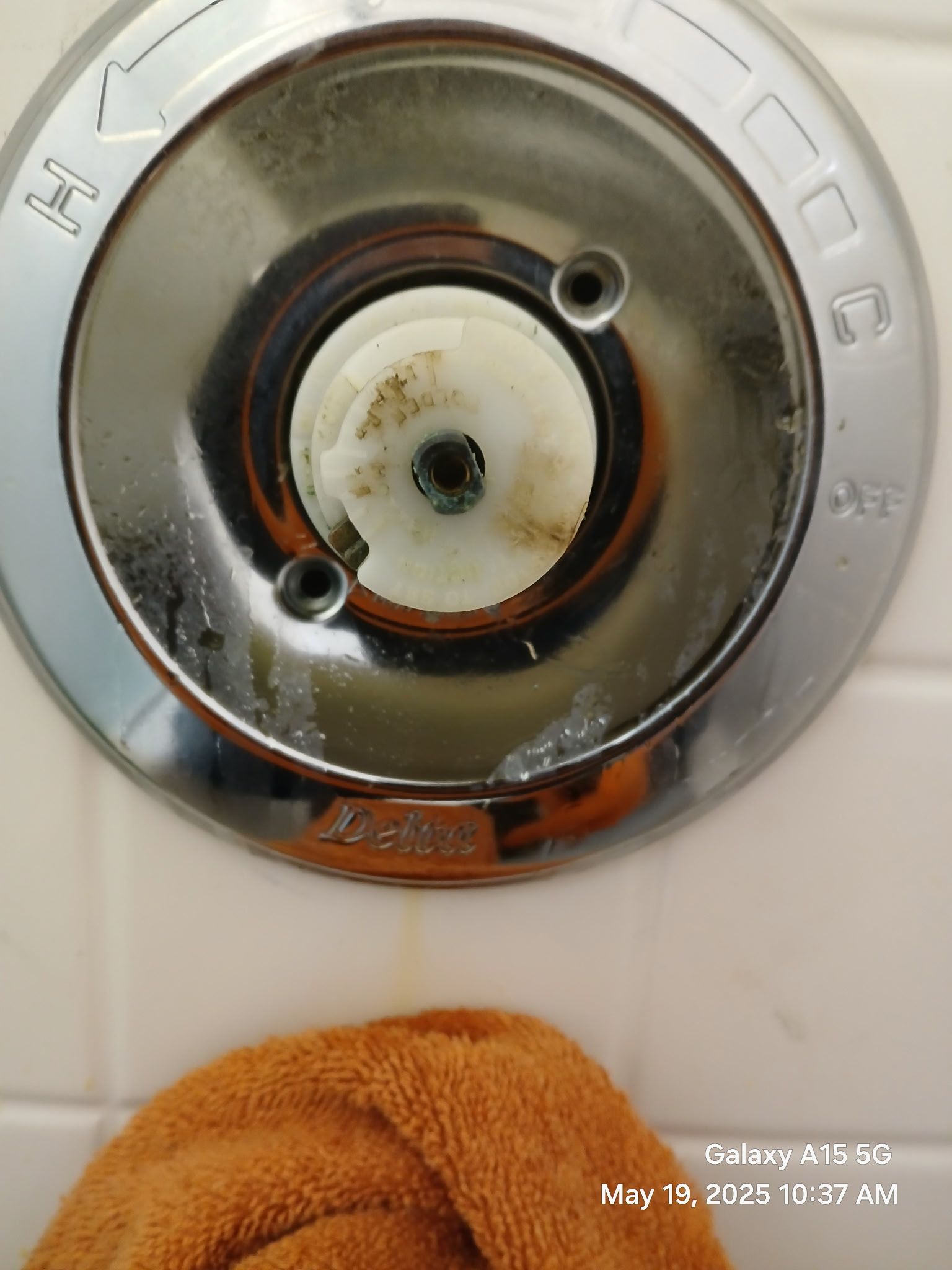 A Good Handyman, Vallejo CA, Benicia CA, Martinez CA, Pacheco CA, Concord CA, Clayton CA, Pleasant Hill CA, Lafayette CA, Orinda CA, Alamo CA, Danville CA, Blackhawk CA, Pinole CA, El Sobrante CA, El Cerrito CA, Fairfield CA, Vacaville CA, American Canyon CA, Walnut Creek CA, Hercules CA, Handyman, Handyman Near me, Vallejo Handyman, Benicia Handyman, Martinez Handyman, Pacheco Handyman, Concord Handyman, Clayton Handyman, Pleasant Hill Handyman, Lafayette Handyman, Orinda Handyman, Alamo Handyman, Danville Handyman, Blackhawk Handyman, Pinole Handyman, El Sobrante Handyman, El Cerrito Handyman, Fairfield Handyman, Vacaville Handyman, American Canyon Handyman, Walnut Creek Handyman, Hercules Handyman, Painter Near Me, Painting, Interior Painting, Paint Baseboards, Paint Trim, Wall Repairs, Wall Patching, Deck Painting, Bathroom Upgrades, Light Plumbing, Plumbing Leak Repair, Replace Bathroom Faucet, Upgrade Bathroom Faucet, Leaky Faucet, Replace Toilets, Replace Toilet, Leaky Toilet, Install New Vanities, Install Grab Bar, Install Safety Bar in Bathtub, Re-Caulk Tub, Re-Caulk Shower, Regrout Tile, Bathroom Fan Installation, Vanity Faucet Installation, Vanity Faucet Replacement, Bathroom Fans, Kitchen Upgrade, Install Garbage Disposal, Replace Garbage Disposal, Repair Leaks Under Sink, Replace Kitchen Faucet, Upgrade Kitchen Faucet, Installing Plumbing Fixtures, Replacing Plumbing Fixture, Light Switch Installation, Outlet Installation, Install Light Dimmers, Handyman Electrical Repairs, Garbage Disposal Installation, Install new Kitchen Appliances, Dishwasher Installation, Stove Installation, Microwave Installation, Oven Installation, Install Light Fixtures, Ceiling Fan Installation, Light Switch Installation, Outlet Installation, Exterior House Upgrades, Decks Repairs, Deck Maintenance, Deck Re-Staining, Fence Repairs, Fence Re-Staining, Sidewalk Crack Repair, Driveway Crack Repair, Locking Mailbox Installation, janitorial services, cleaning services, housekeeping, maid services, commercial cleaning, office cleaning, junk hauling near me, junk removal near me, commercial junk hauling, commercial box hauling, graffiti cleanup, graffiti mirror removal, graffiti mirror replacement