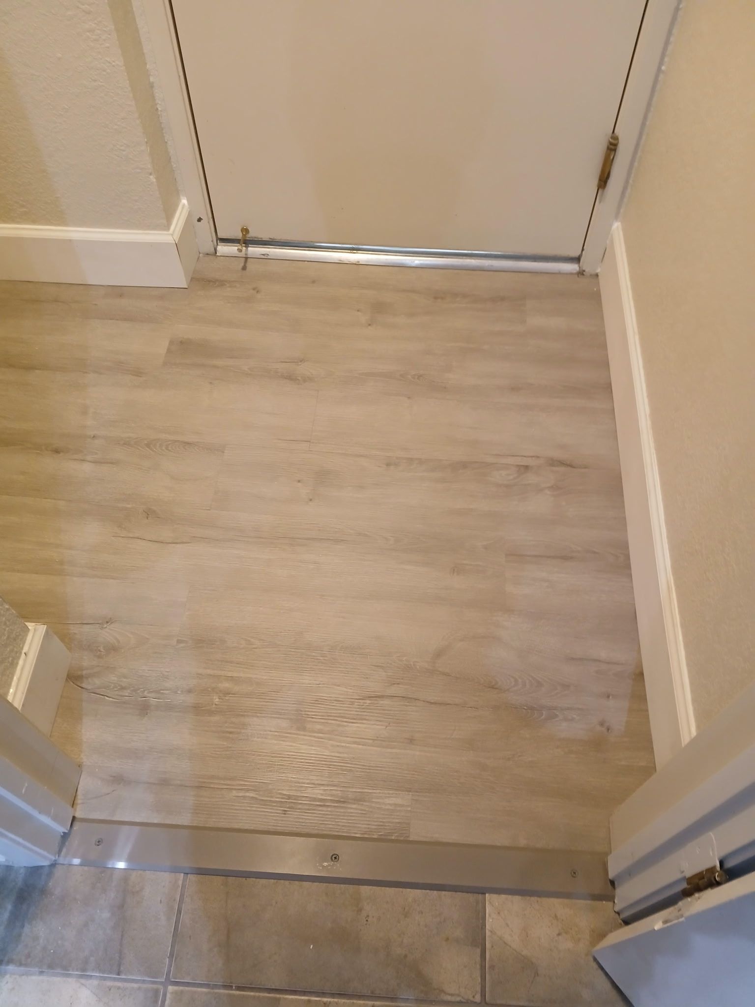 A Good Handyman, Vallejo CA, Benicia CA, Martinez CA, Pacheco CA, Concord CA, Clayton CA, Pleasant Hill CA, Lafayette CA, Orinda CA, Alamo CA, Danville CA, Blackhawk CA, Pinole CA, El Sobrante CA, El Cerrito CA, Fairfield CA, Vacaville CA, American Canyon CA, Walnut Creek CA, Hercules CA, Handyman, Handyman Near me, Vallejo Handyman, Benicia Handyman, Martinez Handyman, Pacheco Handyman, Concord Handyman, Clayton Handyman, Pleasant Hill Handyman, Lafayette Handyman, Orinda Handyman, Alamo Handyman, Danville Handyman, Blackhawk Handyman, Pinole Handyman, El Sobrante Handyman, El Cerrito Handyman, Fairfield Handyman, Vacaville Handyman, American Canyon Handyman, Walnut Creek Handyman, Hercules Handyman, Painter Near Me, Painting, Interior Painting, Paint Baseboards, Paint Trim, Wall Repairs, Wall Patching, Deck Painting, Bathroom Upgrades, Light Plumbing, Plumbing Leak Repair, Replace Bathroom Faucet, Upgrade Bathroom Faucet, Leaky Faucet, Replace Toilets, Replace Toilet, Leaky Toilet, Install New Vanities, Install Grab Bar, Install Safety Bar in Bathtub, Re-Caulk Tub, Re-Caulk Shower, Regrout Tile, Bathroom Fan Installation, Vanity Faucet Installation, Vanity Faucet Replacement, Bathroom Fans, Kitchen Upgrade, Install Garbage Disposal, Replace Garbage Disposal, Repair Leaks Under Sink, Replace Kitchen Faucet, Upgrade Kitchen Faucet, Installing Plumbing Fixtures, Replacing Plumbing Fixture, Light Switch Installation, Outlet Installation, Install Light Dimmers, Handyman Electrical Repairs, Garbage Disposal Installation, Install new Kitchen Appliances, Dishwasher Installation, Stove Installation, Microwave Installation, Oven Installation, Install Light Fixtures, Ceiling Fan Installation, Light Switch Installation, Outlet Installation, Exterior House Upgrades, Decks Repairs, Deck Maintenance, Deck Re-Staining, Fence Repairs, Fence Re-Staining, Sidewalk Crack Repair, Driveway Crack Repair, Locking Mailbox Installation, janitorial services, cleaning services, housekeeping, maid services, commercial cleaning, office cleaning