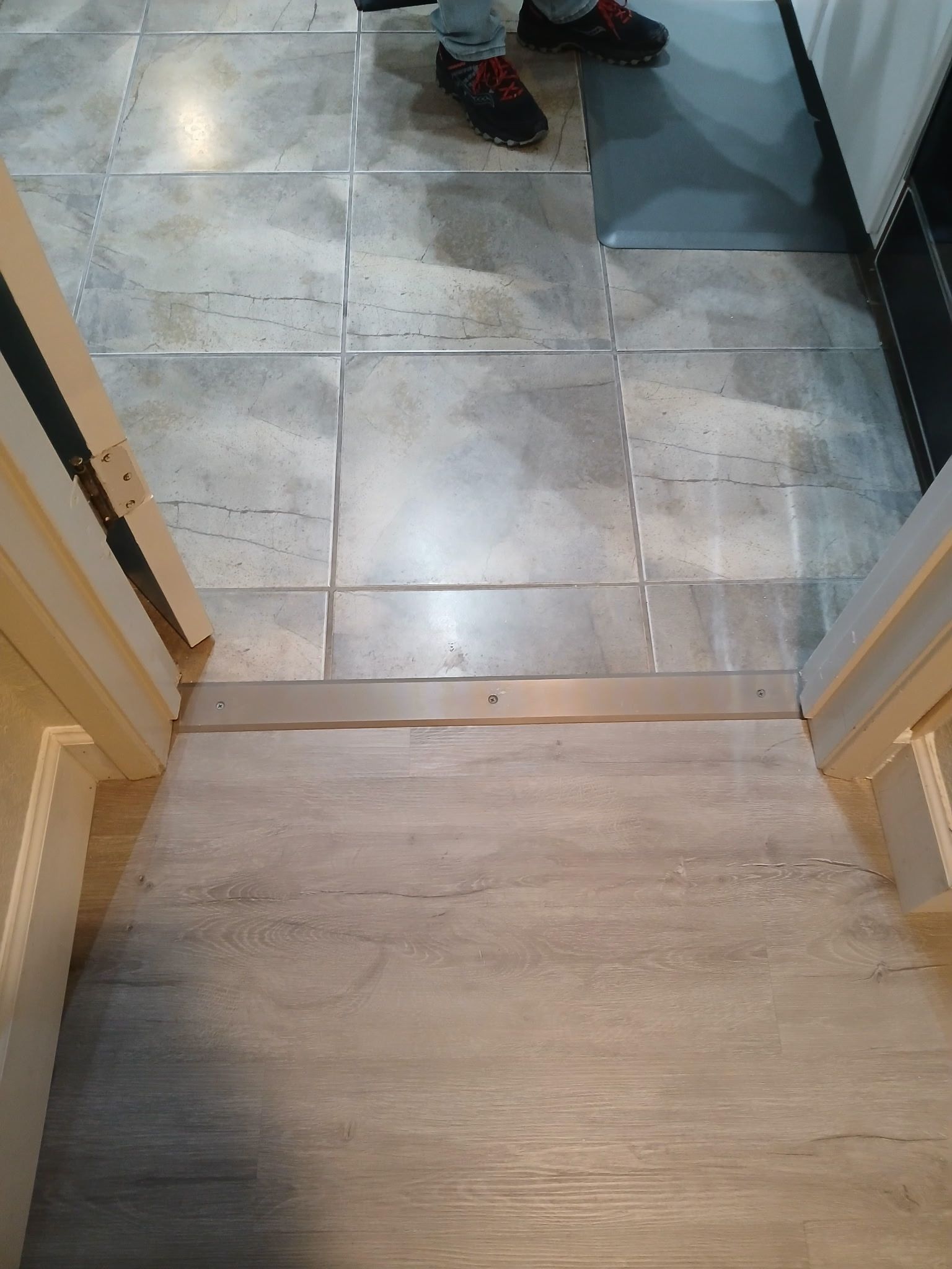 A Good Handyman, Vallejo CA, Benicia CA, Martinez CA, Pacheco CA, Concord CA, Clayton CA, Pleasant Hill CA, Lafayette CA, Orinda CA, Alamo CA, Danville CA, Blackhawk CA, Pinole CA, El Sobrante CA, El Cerrito CA, Fairfield CA, Vacaville CA, American Canyon CA, Walnut Creek CA, Hercules CA, Handyman, Handyman Near me, Vallejo Handyman, Benicia Handyman, Martinez Handyman, Pacheco Handyman, Concord Handyman, Clayton Handyman, Pleasant Hill Handyman, Lafayette Handyman, Orinda Handyman, Alamo Handyman, Danville Handyman, Blackhawk Handyman, Pinole Handyman, El Sobrante Handyman, El Cerrito Handyman, Fairfield Handyman, Vacaville Handyman, American Canyon Handyman, Walnut Creek Handyman, Hercules Handyman, Painter Near Me, Painting, Interior Painting, Paint Baseboards, Paint Trim, Wall Repairs, Wall Patching, Deck Painting, Bathroom Upgrades, Light Plumbing, Plumbing Leak Repair, Replace Bathroom Faucet, Upgrade Bathroom Faucet, Leaky Faucet, Replace Toilets, Replace Toilet, Leaky Toilet, Install New Vanities, Install Grab Bar, Install Safety Bar in Bathtub, Re-Caulk Tub, Re-Caulk Shower, Regrout Tile, Bathroom Fan Installation, Vanity Faucet Installation, Vanity Faucet Replacement, Bathroom Fans, Kitchen Upgrade, Install Garbage Disposal, Replace Garbage Disposal, Repair Leaks Under Sink, Replace Kitchen Faucet, Upgrade Kitchen Faucet, Installing Plumbing Fixtures, Replacing Plumbing Fixture, Light Switch Installation, Outlet Installation, Install Light Dimmers, Handyman Electrical Repairs, Garbage Disposal Installation, Install new Kitchen Appliances, Dishwasher Installation, Stove Installation, Microwave Installation, Oven Installation, Install Light Fixtures, Ceiling Fan Installation, Light Switch Installation, Outlet Installation, Exterior House Upgrades, Decks Repairs, Deck Maintenance, Deck Re-Staining, Fence Repairs, Fence Re-Staining, Sidewalk Crack Repair, Driveway Crack Repair, Locking Mailbox Installation, janitorial services, cleaning services, housekeeping, maid services, commercial cleaning, office cleaning