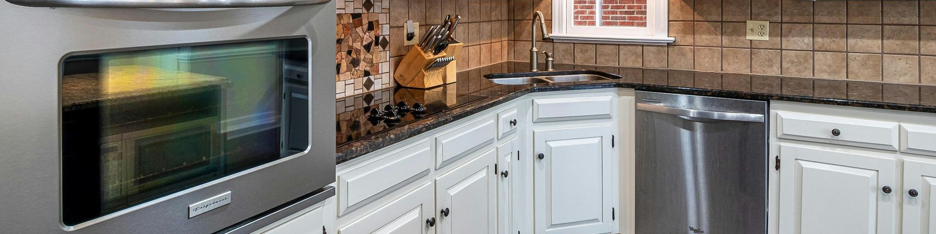 A Good Handyman, Vallejo CA, Benicia CA, Martinez CA, Pacheco CA, Concord CA, Clayton CA, Pleasant Hill CA, Lafayette CA, Orinda CA, Alamo CA, Danville CA, Blackhawk CA, Pinole CA, El Sobrante CA, El Cerrito CA, Fairfield CA, Vacaville CA, American Canyon CA, Walnut Creek CA, Hercules CA, Handyman, Handyman Near me, Vallejo Handyman, Benicia Handyman, Martinez Handyman, Pacheco Handyman, Concord Handyman, Clayton Handyman, Pleasant Hill Handyman, Lafayette Handyman, Orinda Handyman, Alamo Handyman, Danville Handyman, Blackhawk Handyman, Pinole Handyman, El Sobrante Handyman, El Cerrito Handyman, Fairfield Handyman, Vacaville Handyman, American Canyon Handyman, Walnut Creek Handyman, Hercules Handyman, Painter Near Me, Painting, Interior Painting, Paint Baseboards, Paint Trim, Wall Repairs, Wall Patching, Deck Painting, Bathroom Upgrades, Light Plumbing, Plumbing Leak Repair, Replace Bathroom Faucet, Upgrade Bathroom Faucet, Leaky Faucet, Replace Toilets, Replace Toilet, Leaky Toilet, Install New Vanities, Install Grab Bar, Install Safety Bar in Bathtub, Re-Caulk Tub, Re-Caulk Shower, Regrout Tile, Bathroom Fan Installation, Vanity Faucet Installation, Vanity Faucet Replacement, Bathroom Fans, Kitchen Upgrade, Install Garbage Disposal, Replace Garbage Disposal, Repair Leaks Under Sink, Replace Kitchen Faucet, Upgrade Kitchen Faucet, Installing Plumbing Fixtures, Replacing Plumbing Fixture, Light Switch Installation, Outlet Installation, Install Light Dimmers, Handyman Electrical Repairs, Garbage Disposal Installation, Install new Kitchen Appliances, Dishwasher Installation, Stove Installation, Microwave Installation, Oven Installation, Install Light Fixtures, Ceiling Fan Installation, Light Switch Installation, Outlet Installation, Exterior House Upgrades, Decks Repairs, Deck Maintenance, Deck Re-Staining, Fence Repairs, Fence Re-Staining, Sidewalk Crack Repair, Driveway Crack Repair, Locking Mailbox Installation, janitorial services, cleaning services, housekeeping, maid services, commercial cleaning, office cleaning
