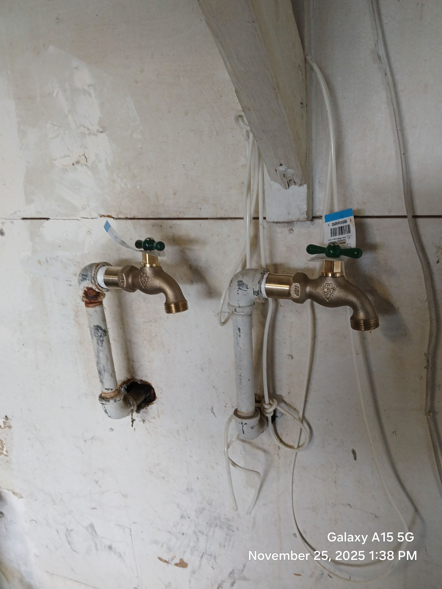 A Good Handyman, Vallejo CA, Benicia CA, Martinez CA, Pacheco CA, Concord CA, Clayton CA, Pleasant Hill CA, Lafayette CA, Orinda CA, Alamo CA, Danville CA, Blackhawk CA, Pinole CA, El Sobrante CA, El Cerrito CA, Fairfield CA, Vacaville CA, American Canyon CA, Walnut Creek CA, Hercules CA, Handyman, Handyman Near me, Vallejo Handyman, Benicia Handyman, Martinez Handyman, Pacheco Handyman, Concord Handyman, Clayton Handyman, Pleasant Hill Handyman, Lafayette Handyman, Orinda Handyman, Alamo Handyman, Danville Handyman, Blackhawk Handyman, Pinole Handyman, El Sobrante Handyman, El Cerrito Handyman, Fairfield Handyman, Vacaville Handyman, American Canyon Handyman, Walnut Creek Handyman, Hercules Handyman, Painter Near Me, Painting, Interior Painting, Paint Baseboards, Paint Trim, Wall Repairs, Wall Patching, Deck Painting, Bathroom Upgrades, Light Plumbing, Plumbing Leak Repair, Replace Bathroom Faucet, Upgrade Bathroom Faucet, Leaky Faucet, Replace Toilets, Replace Toilet, Leaky Toilet, Install New Vanities, Install Grab Bar, Install Safety Bar in Bathtub, Re-Caulk Tub, Re-Caulk Shower, Regrout Tile, Bathroom Fan Installation, Vanity Faucet Installation, Vanity Faucet Replacement, Bathroom Fans, Kitchen Upgrade, Install Garbage Disposal, Replace Garbage Disposal, Repair Leaks Under Sink, Replace Kitchen Faucet, Upgrade Kitchen Faucet, Installing Plumbing Fixtures, Replacing Plumbing Fixture, Light Switch Installation, Outlet Installation, Install Light Dimmers, Handyman Electrical Repairs, Garbage Disposal Installation, Install new Kitchen Appliances, Dishwasher Installation, Stove Installation, Microwave Installation, Oven Installation, Install Light Fixtures, Ceiling Fan Installation, Light Switch Installation, Outlet Installation, Exterior House Upgrades, Decks Repairs, Deck Maintenance, Deck Re-Staining, Fence Repairs, Fence Re-Staining, Sidewalk Crack Repair, Driveway Crack Repair, Locking Mailbox Installation, janitorial services, cleaning services, housekeeping, maid services, commercial cleaning, office cleaning, junk hauling near me, junk removal near me, commercial junk hauling, commercial box hauling, graffiti cleanup, graffiti mirror removal, graffiti mirror replacement