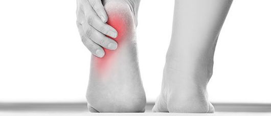 Pain in the female foot - foot doctor in Muscatine, IA