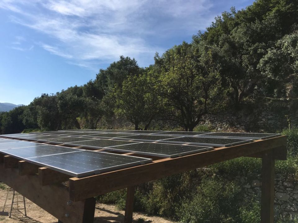 Scorcio pannelli solari