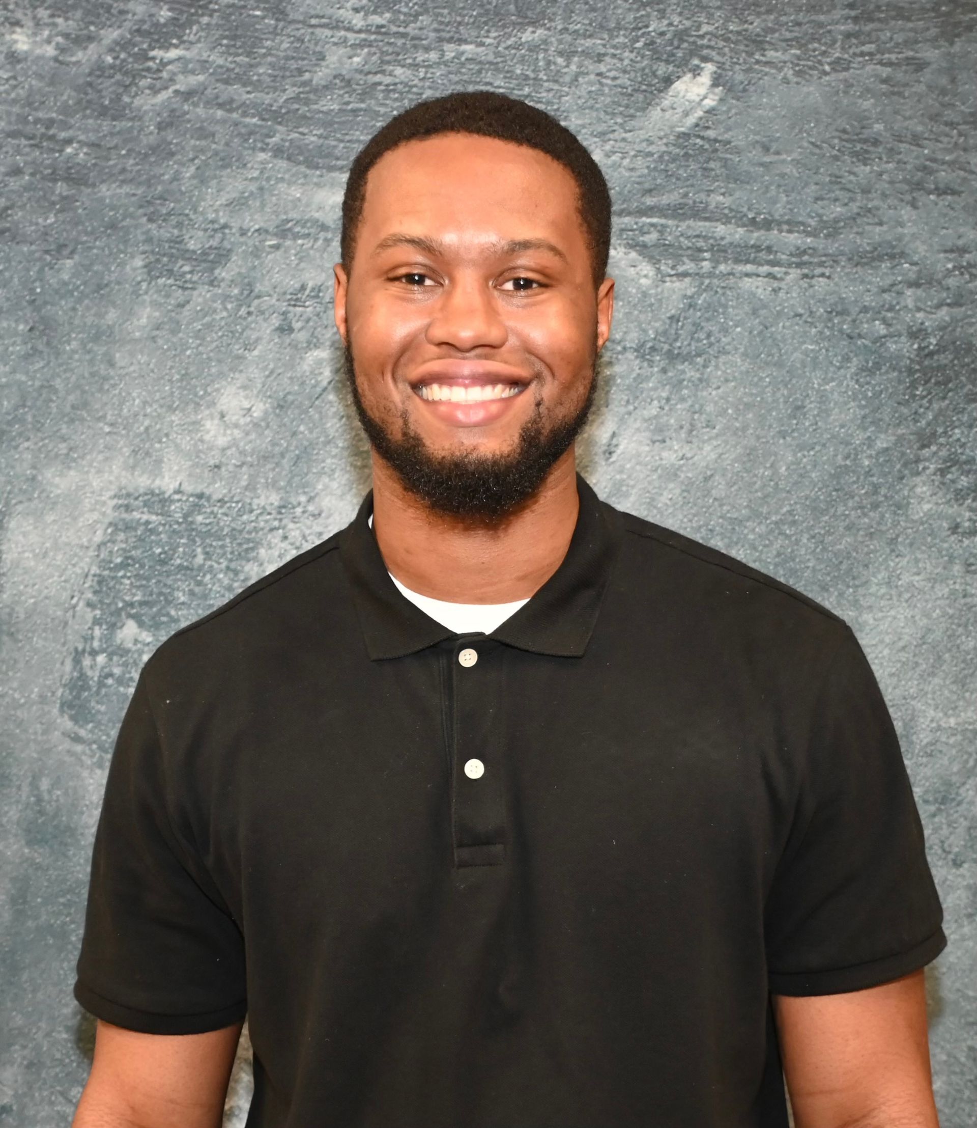 Mr. Nick Jones is a 2014 graduate of Scotlandville Magnet High School. He graduated from Louisiana State University in 2018 in business and entrepreneurship, he currently serves as an educator at Madison Preparatory Academy. His free time is spent as a creative entrepreneur and community member that believes the community is key to sparking change.
