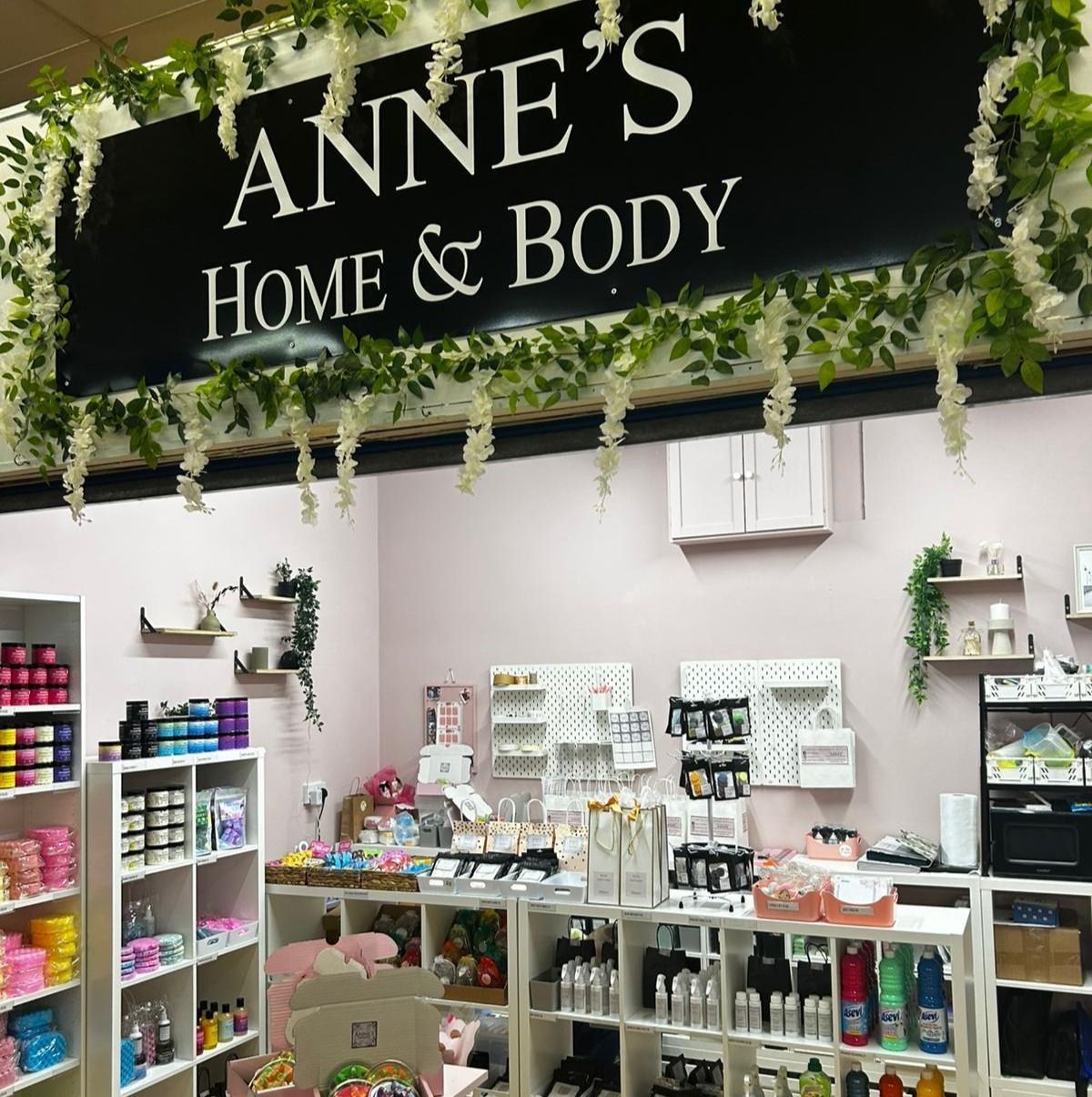 Anne's - Home & Body
