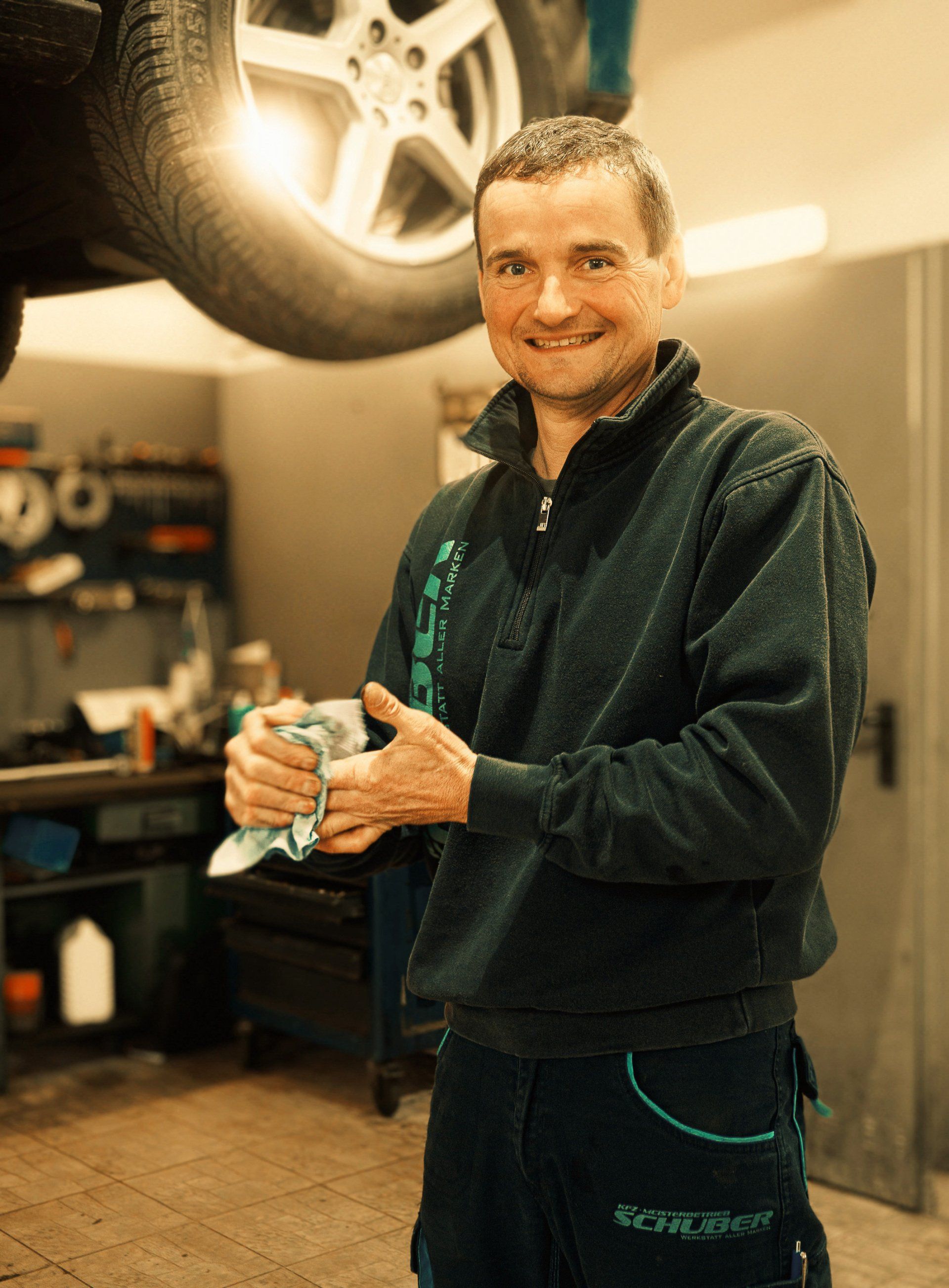 Mechaniker bei der Arbeit