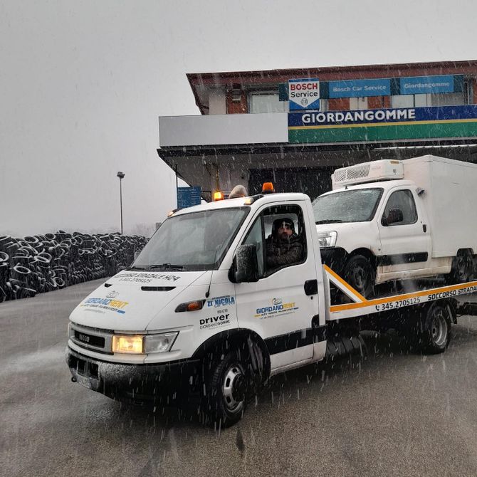 soccorso stradale giordano rent con la neve