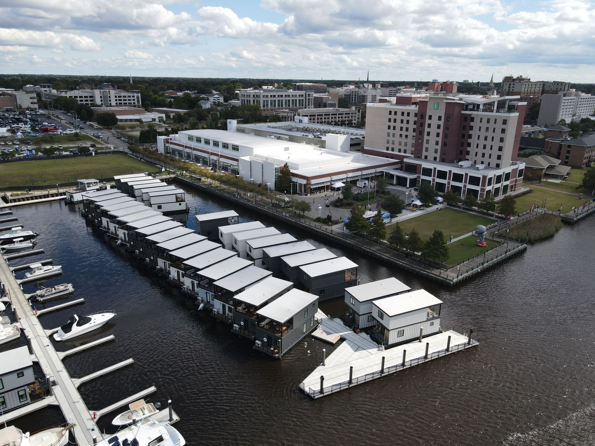 Gallery | The Cove Riverwalk Villas | Capturing Wilmington's Beauty