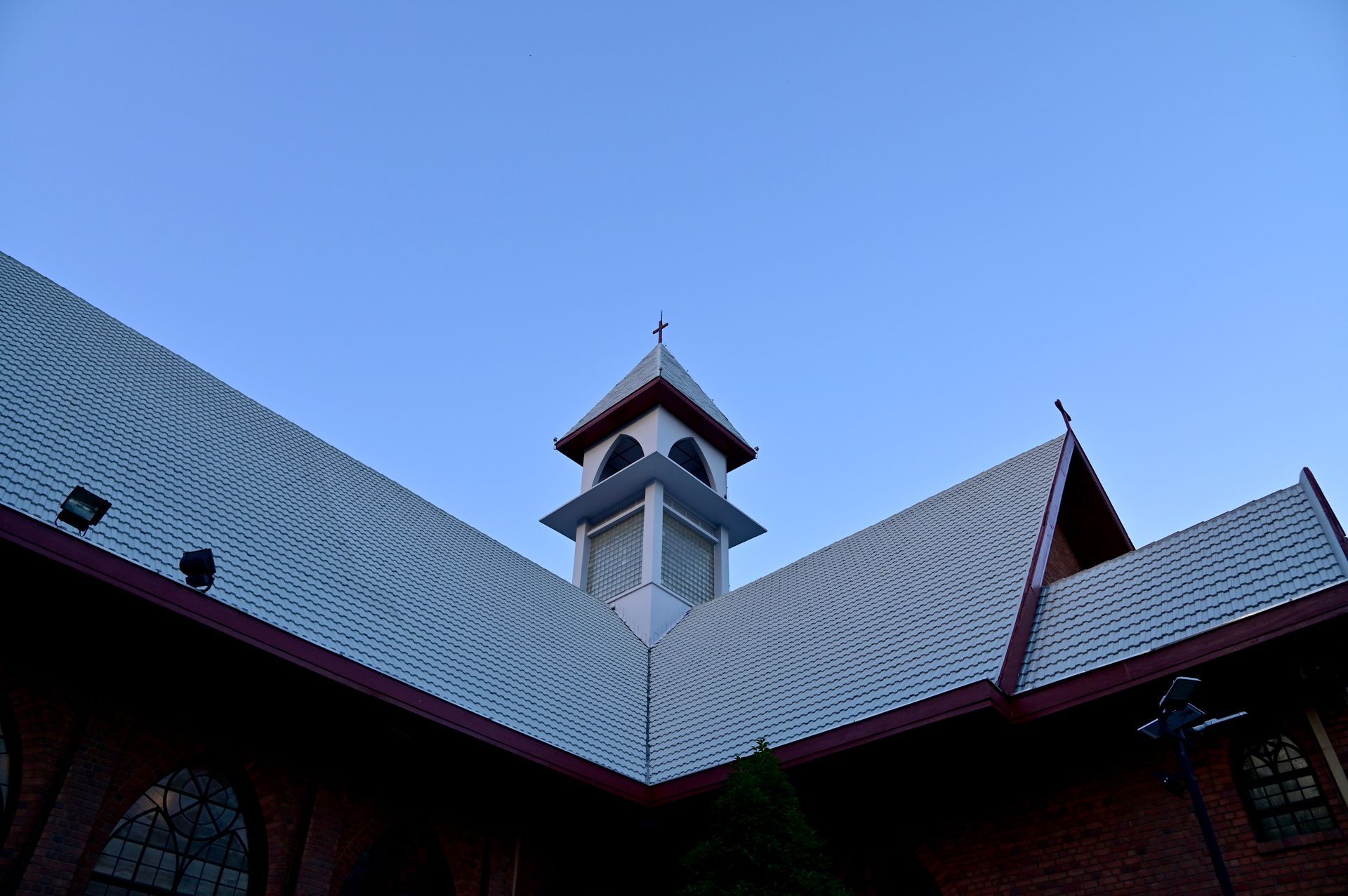 Commercial metal roof installation in Panama City, FL
