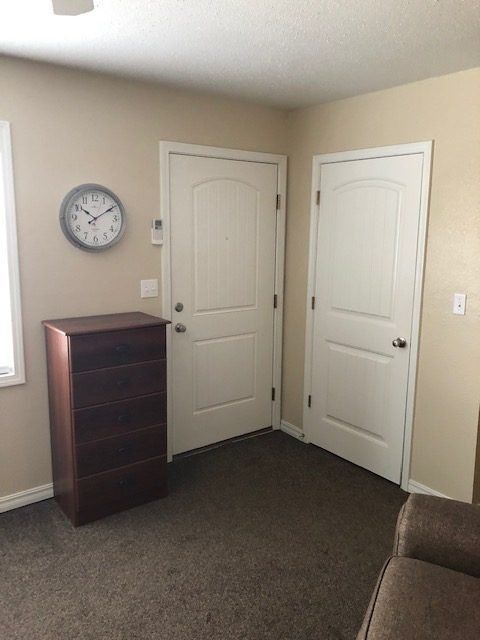 Entryway | Efficiency - Lake Pointe Apartments