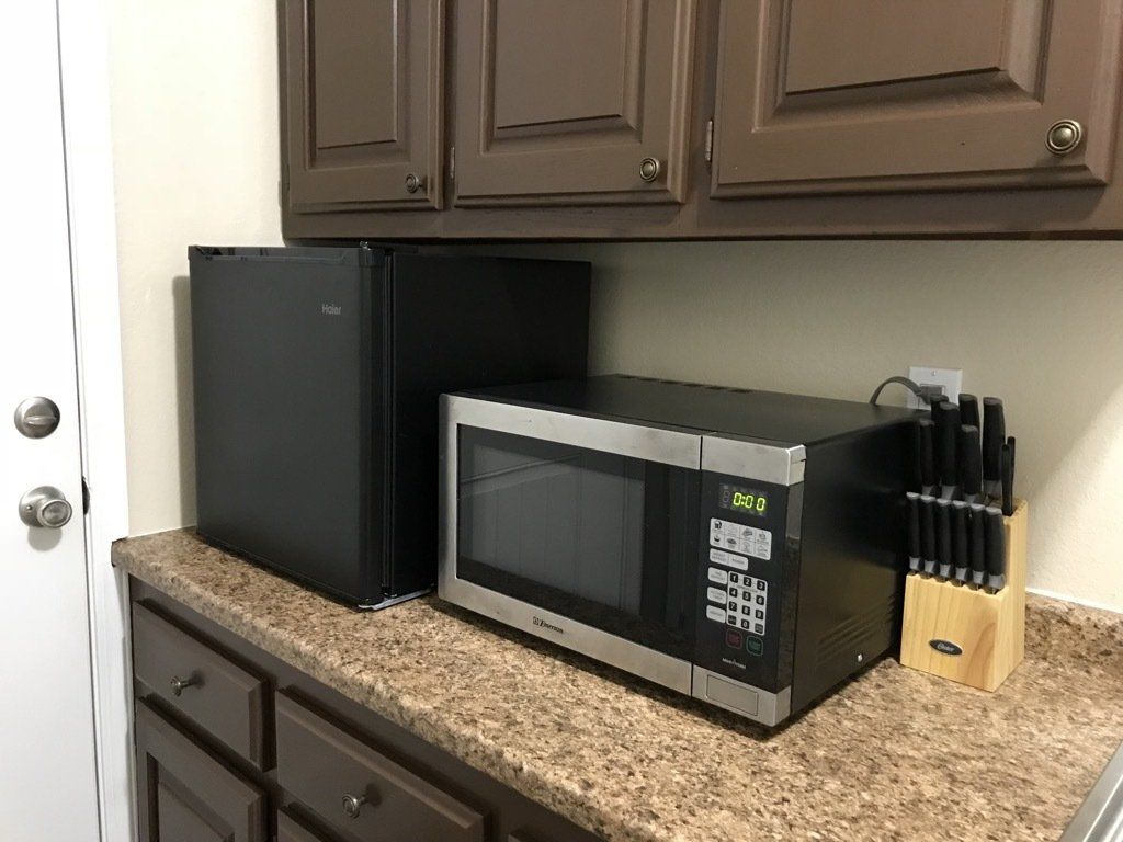 Kitchen | Lake Pointe Apartments