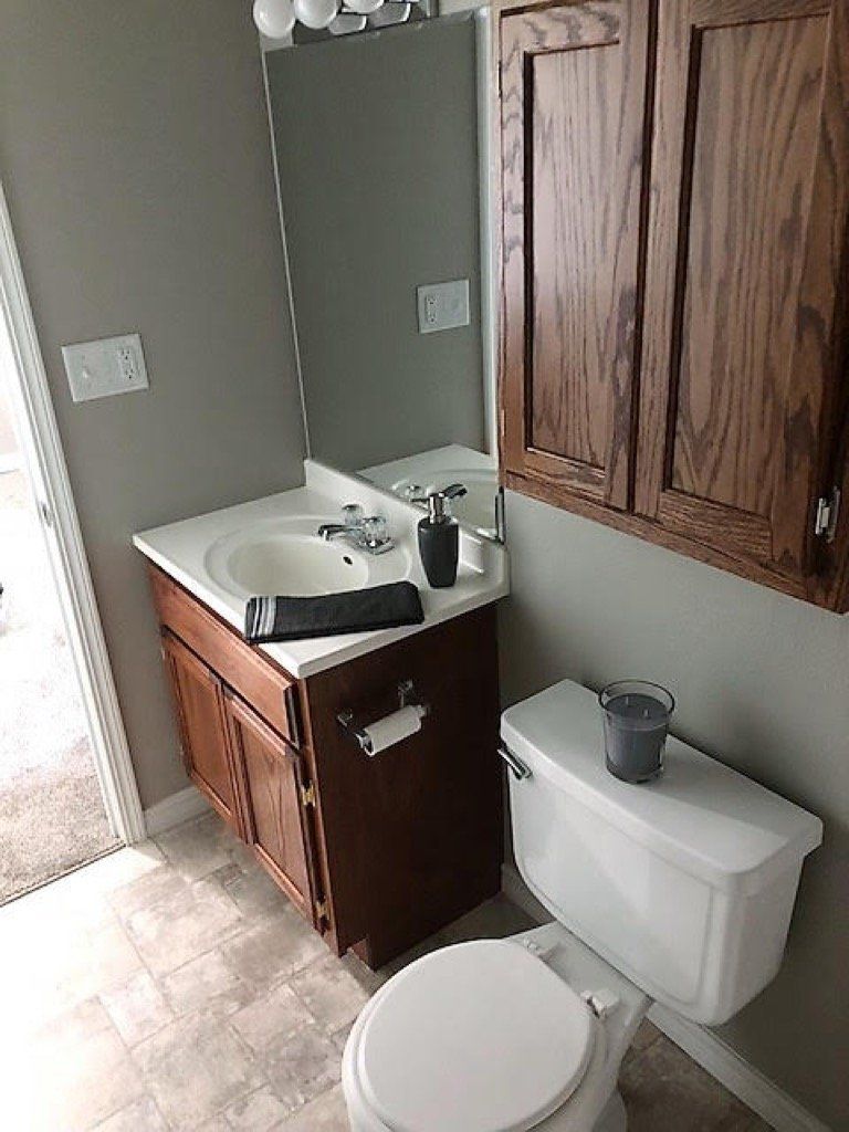 Bathroom | 1 Bedroom