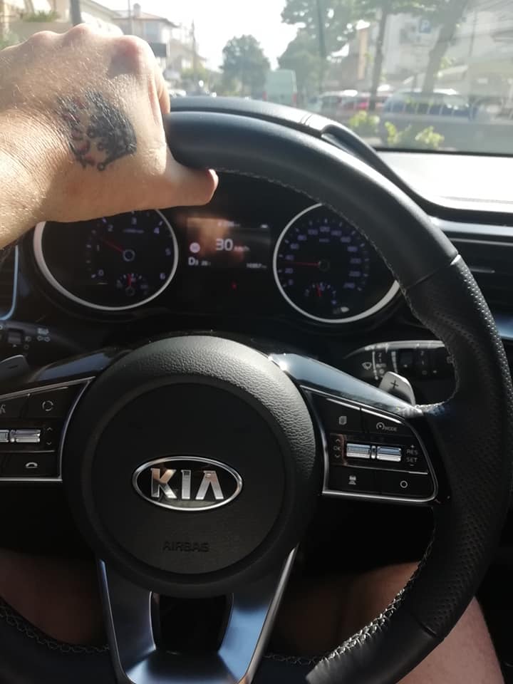 volante auto kia