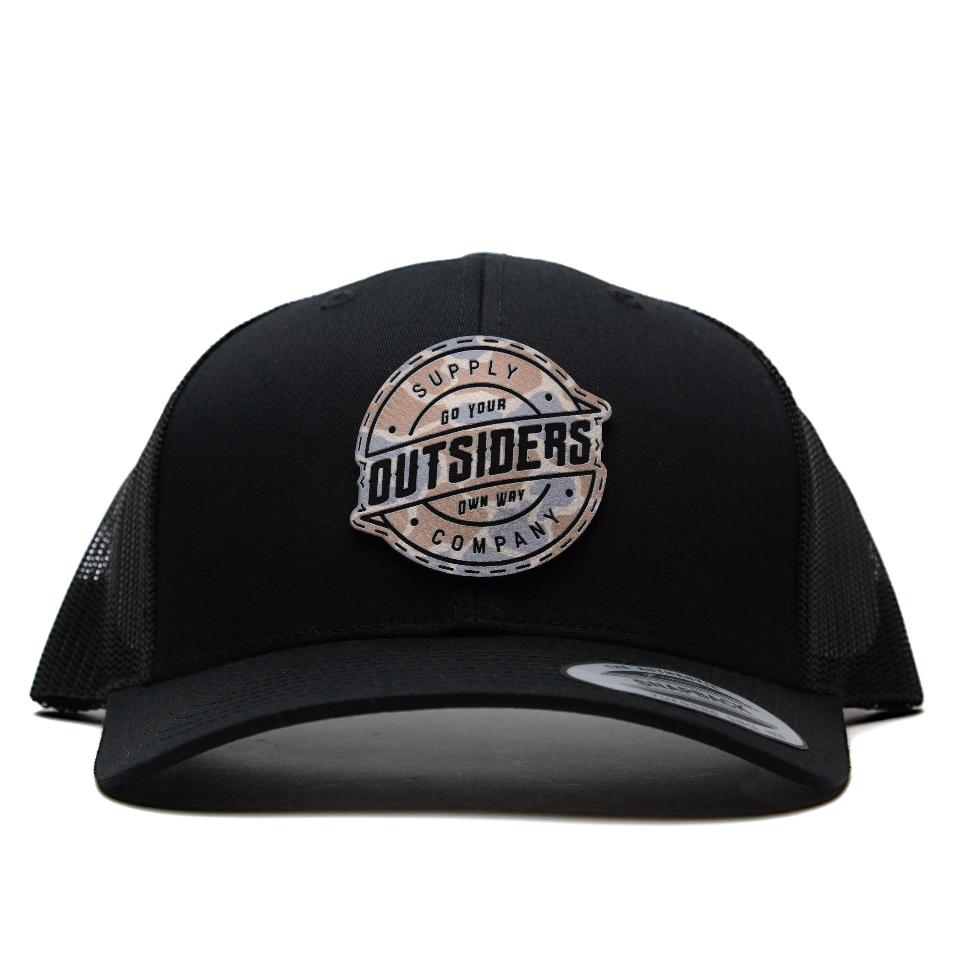 A black hat that says outsiders on it