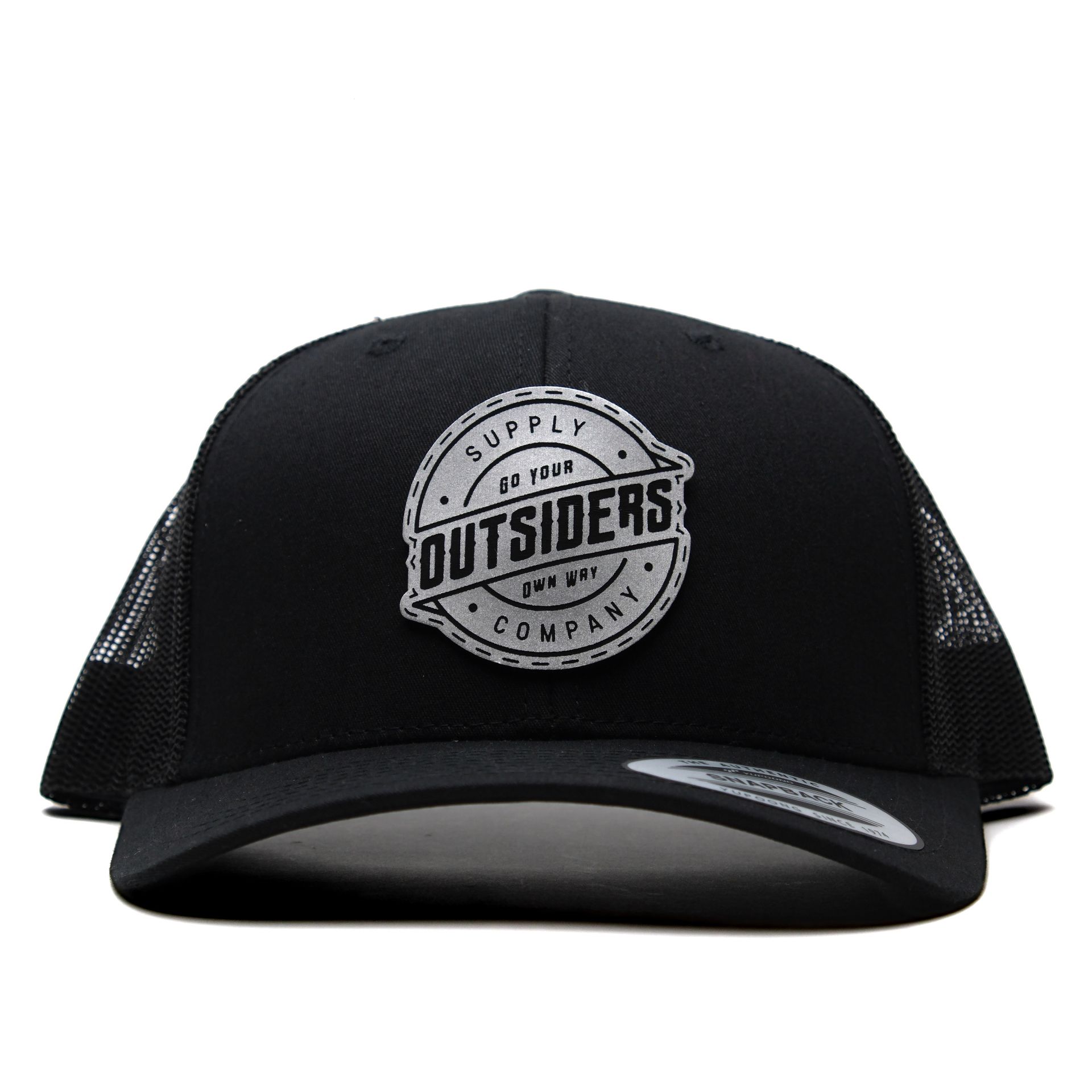 A black hat that says outsiders on it