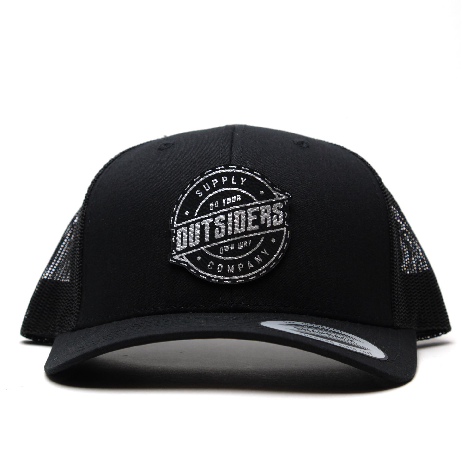 A black hat with the word outsiders on it