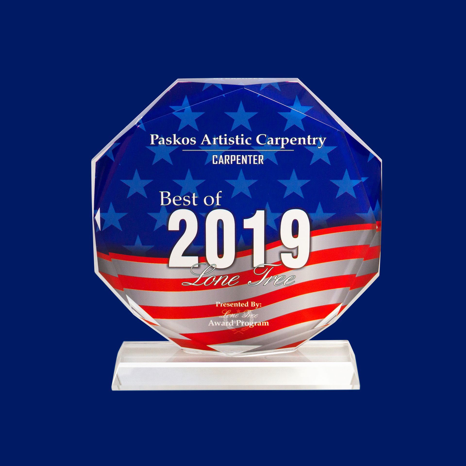 A plaque that says best of 2019 on it