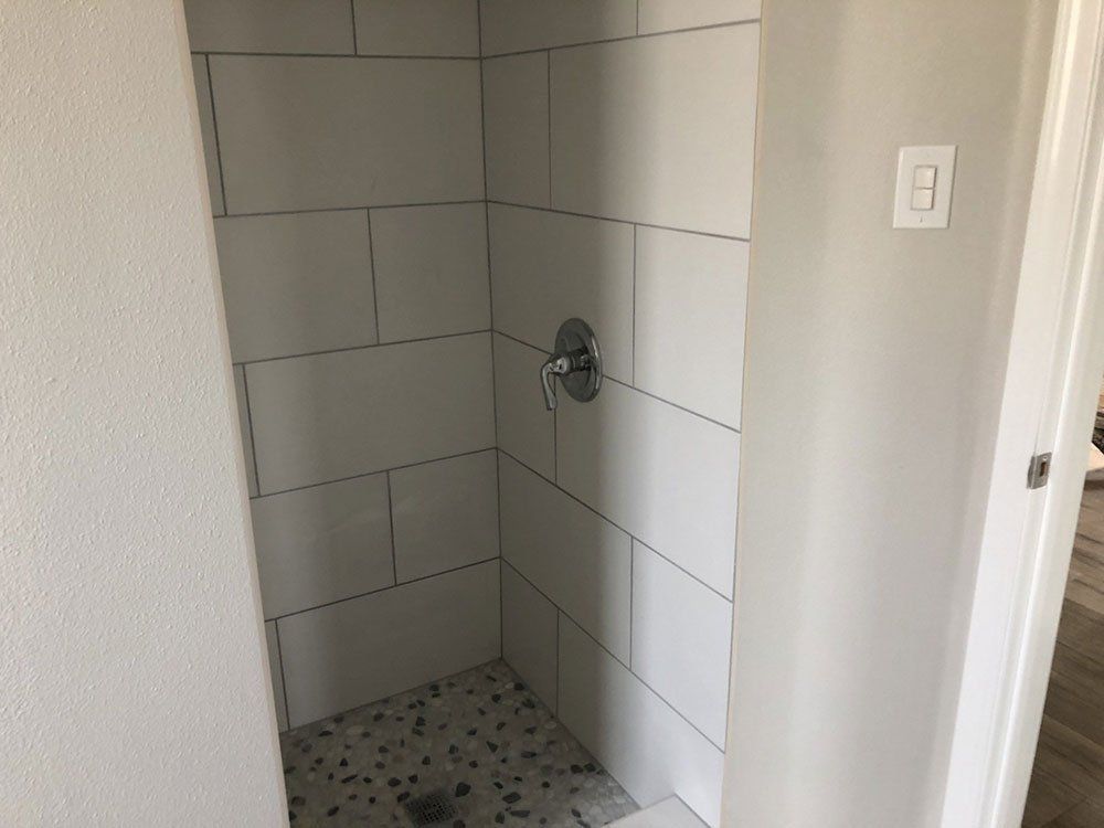 White Bathroom — Commerce , CA — A.R.C. Property Services Co