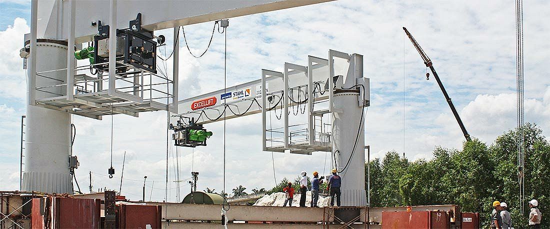 Slewing Jib Crane