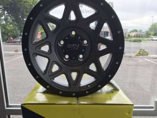 steering symbol | Steve's Tire & Auto Repair