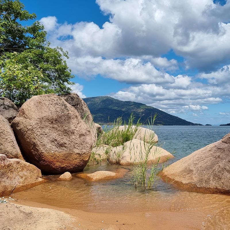 Enjoy the crystal clear waters of Lake Malawi as well as its nice sand beaches. Here you can experience various water based activities such as snorkeling, diving, boat safaris, fishing and much more. You can even visit local communities living alongside the lake and living from it.