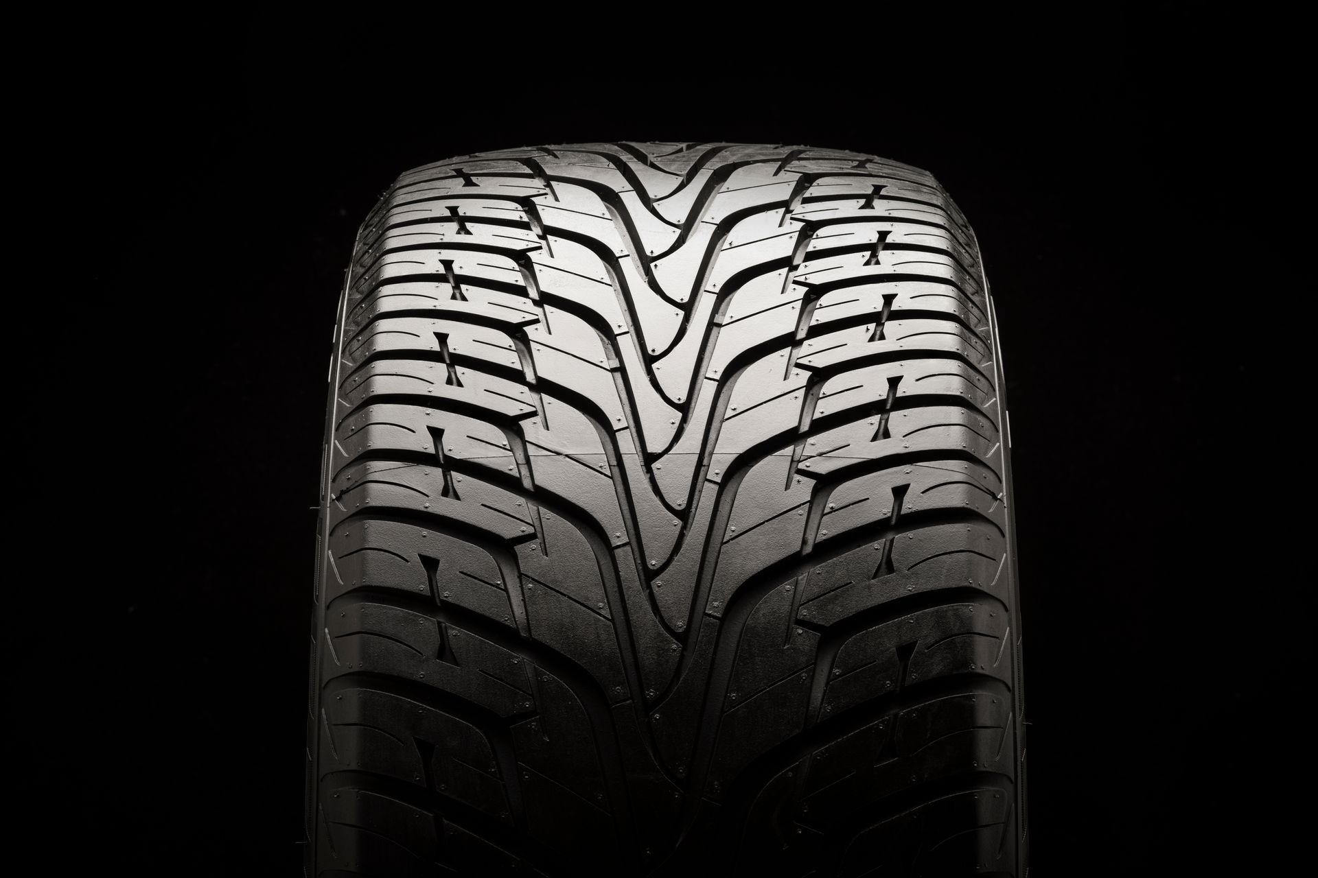 What Does The Tread Pattern On Tires Do? Why Are There Different Ones | Trusted Wrench Automotive
