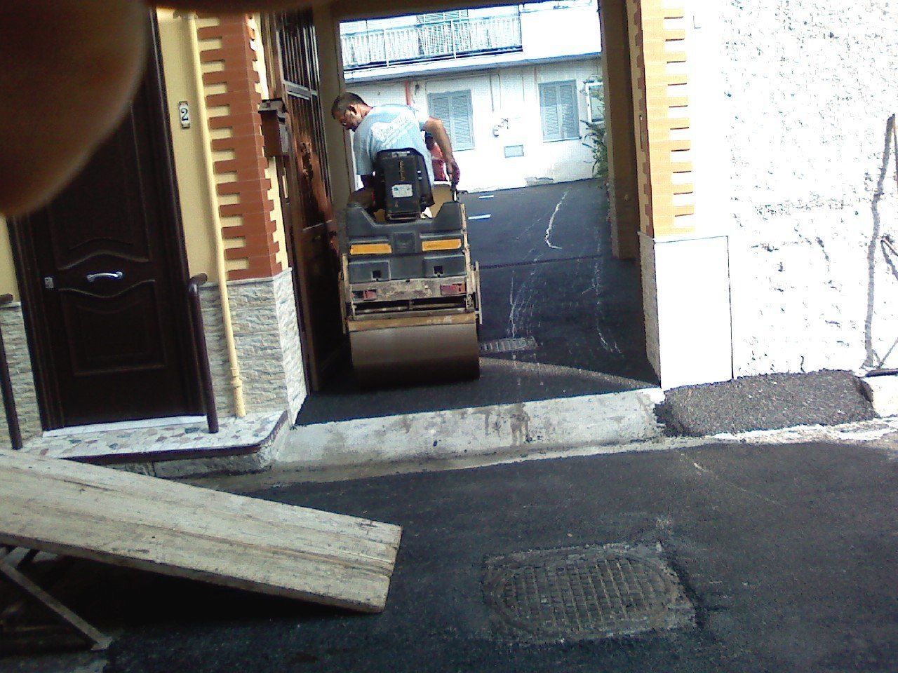 tappetino bituminoso, asfaltista