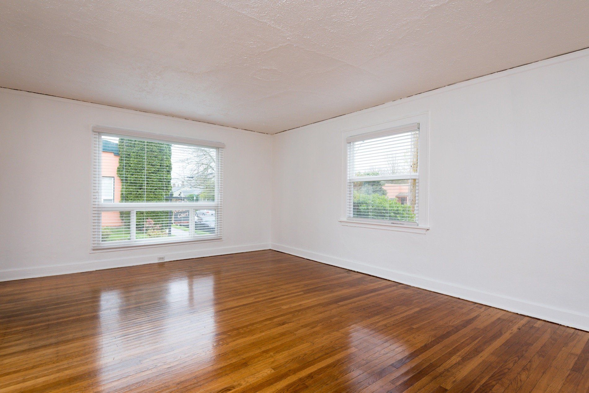 Granada Court Apartments