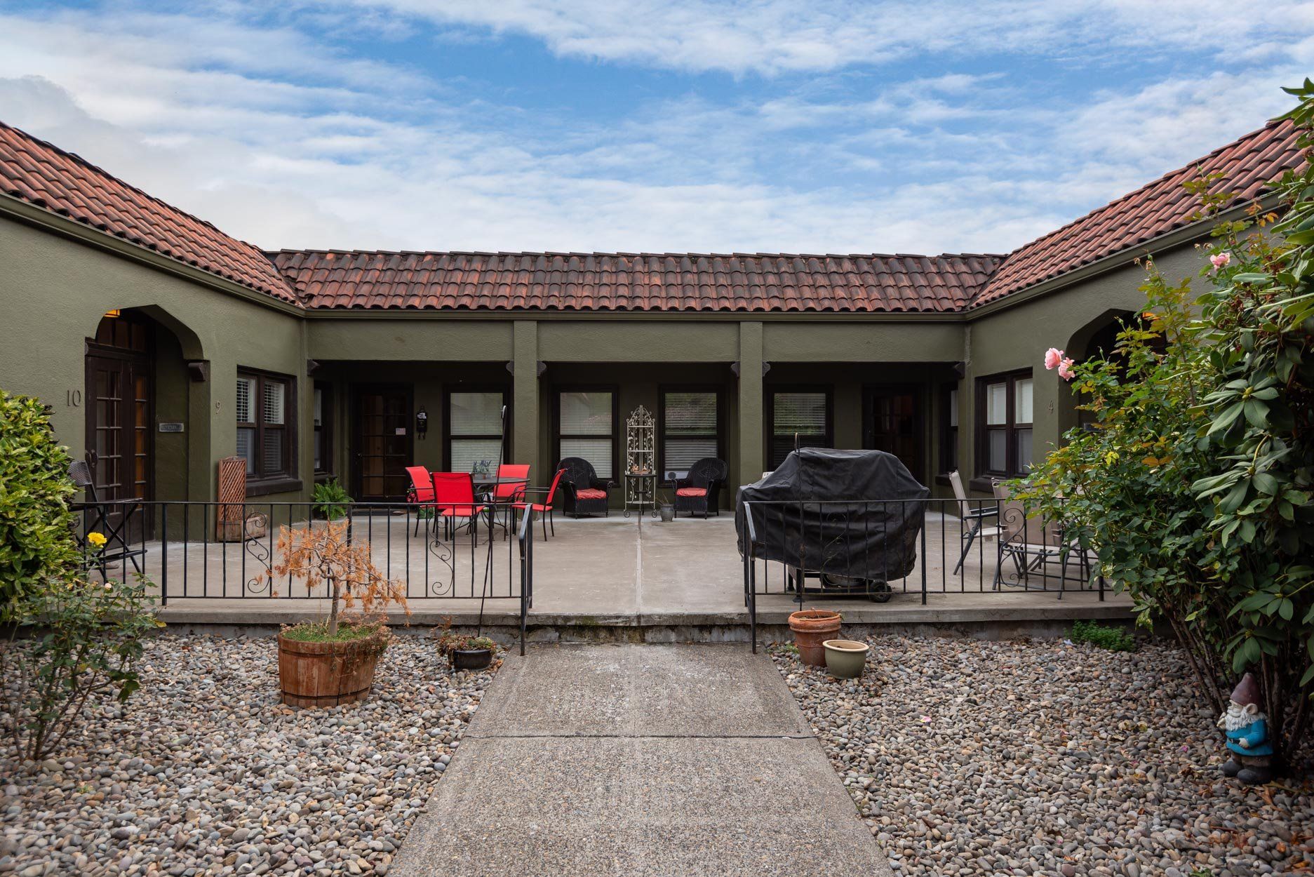 Rose Garden Apartments