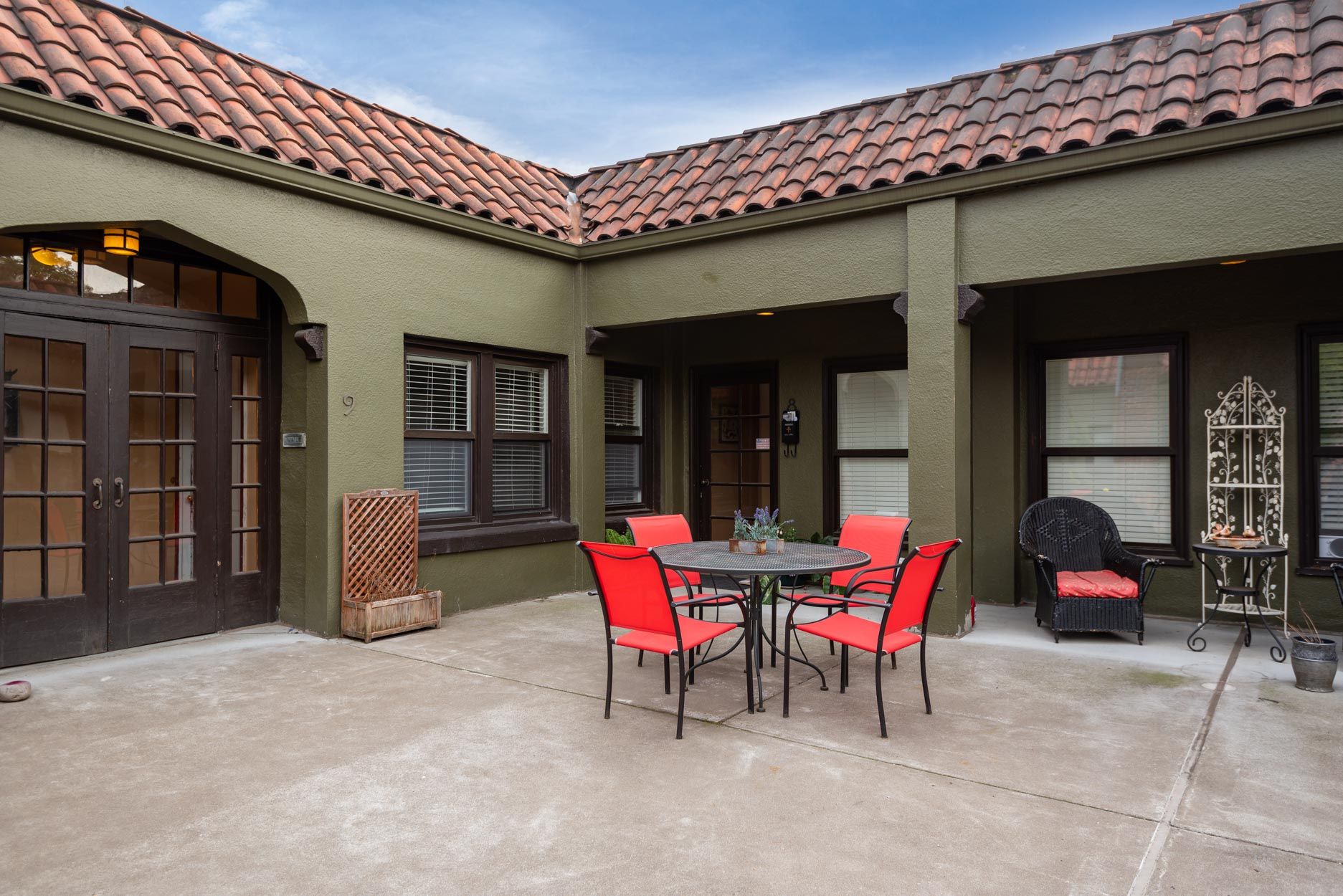 Rose Garden Apartments