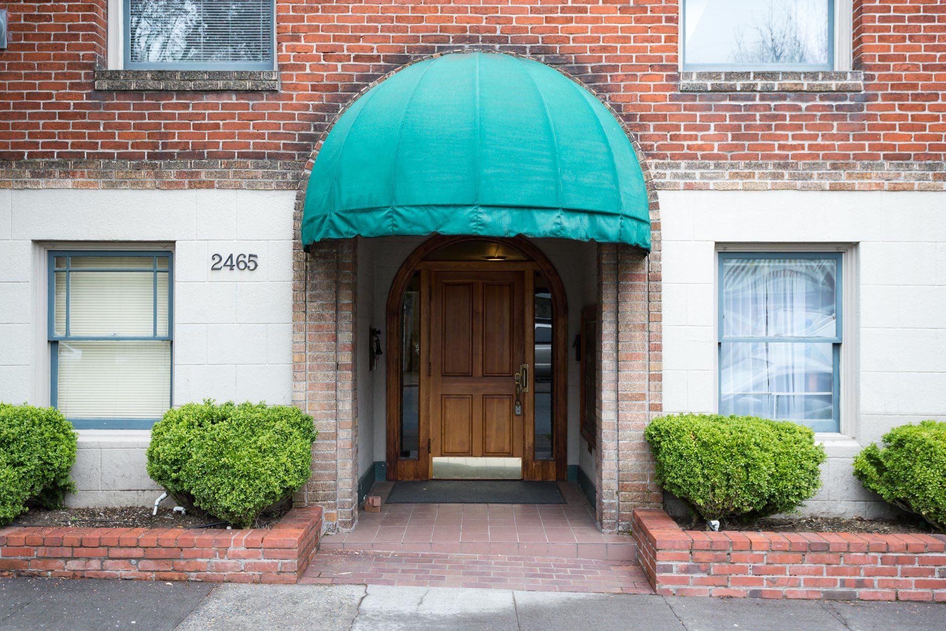 RALEIGH 17 APARTMENTS