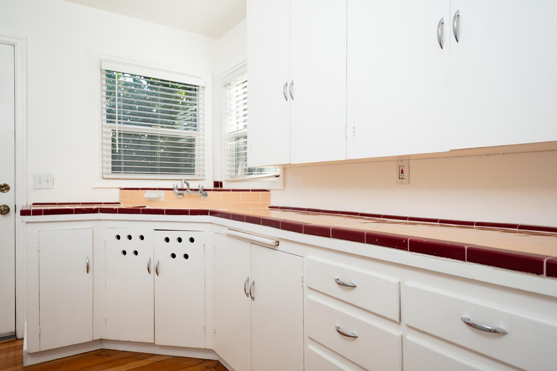 Oak Manor Apartments