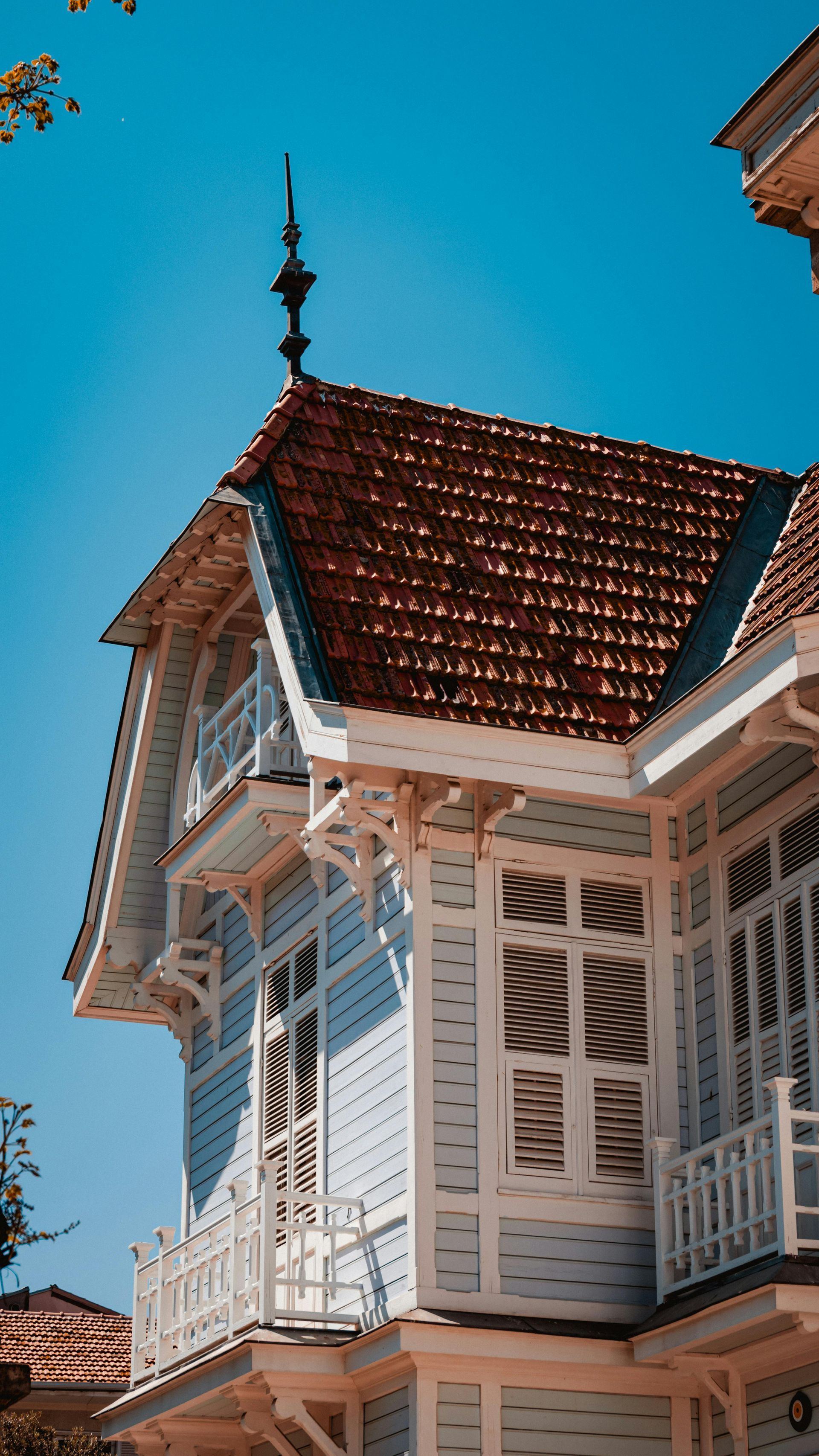 Why Choose Sam & Son for Storm Damage Roof Repair in Kingwood