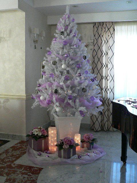 Albero di natale bianco