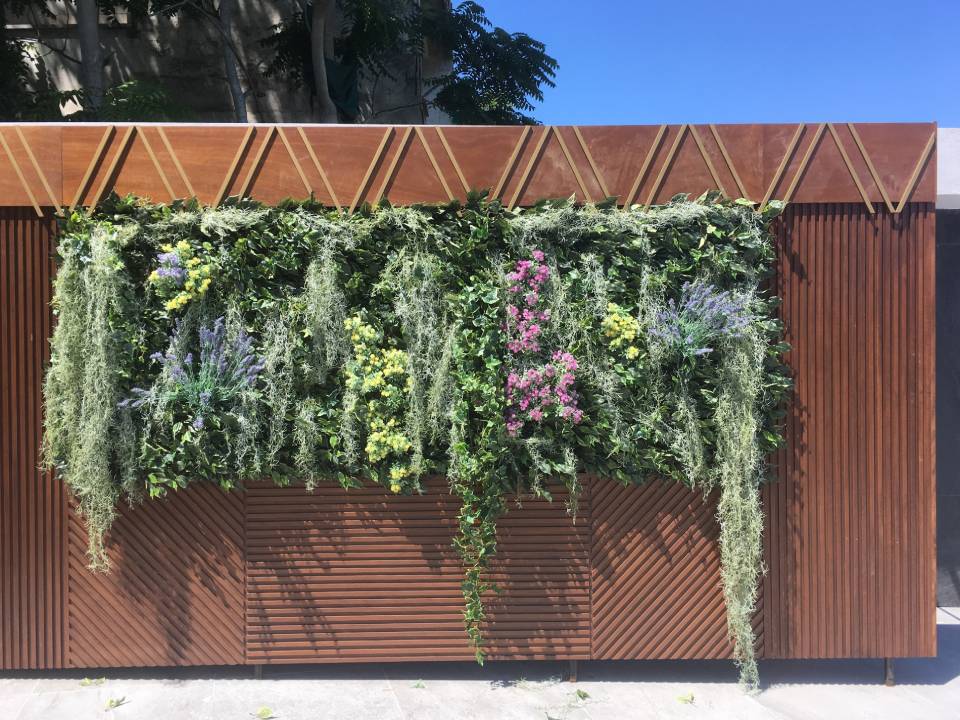 rampicante finto a parete