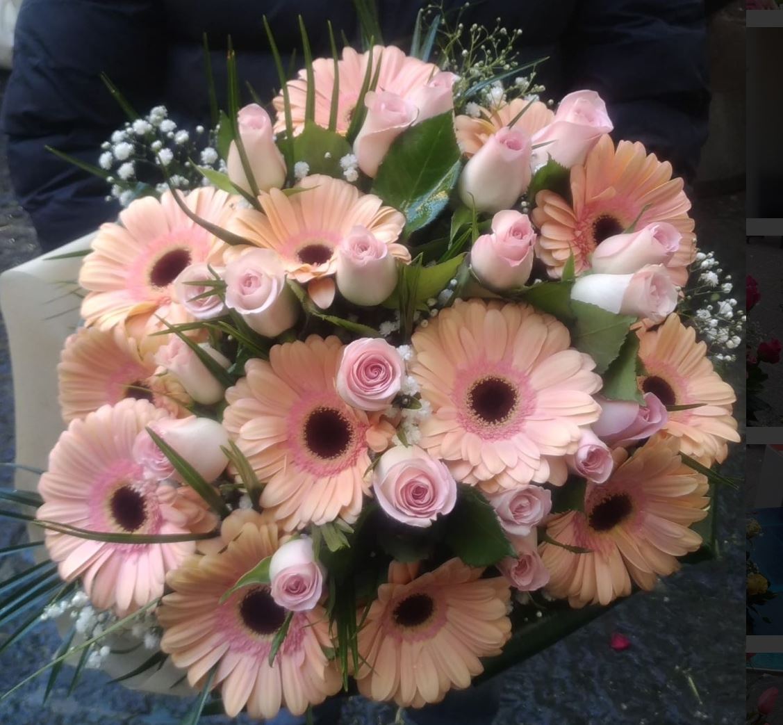 Bouquet sposa con rose bianche