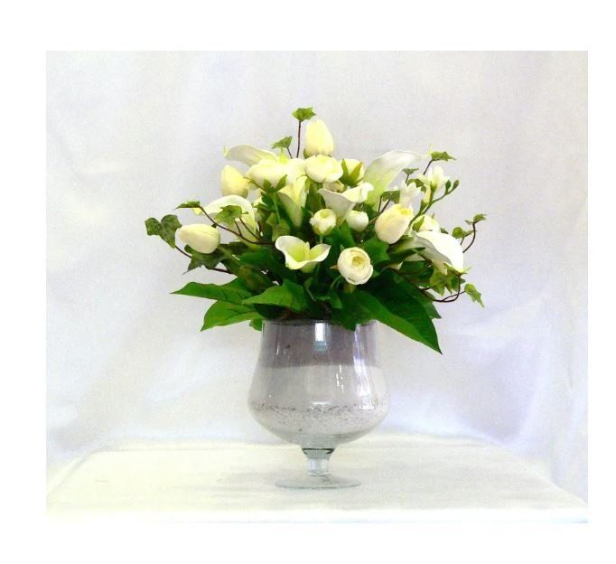 Composizione di fiori artificiali calle